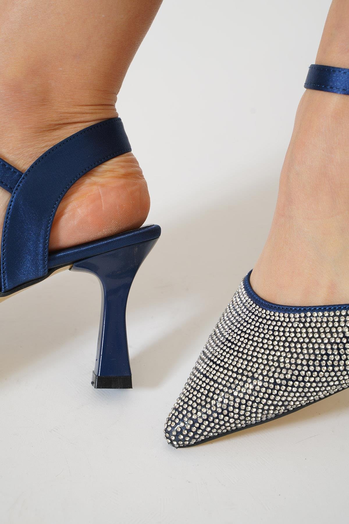 Lolet Komple Taşlı Arka Açık Kadın Abiye Ayakkabı Lacivert Saten