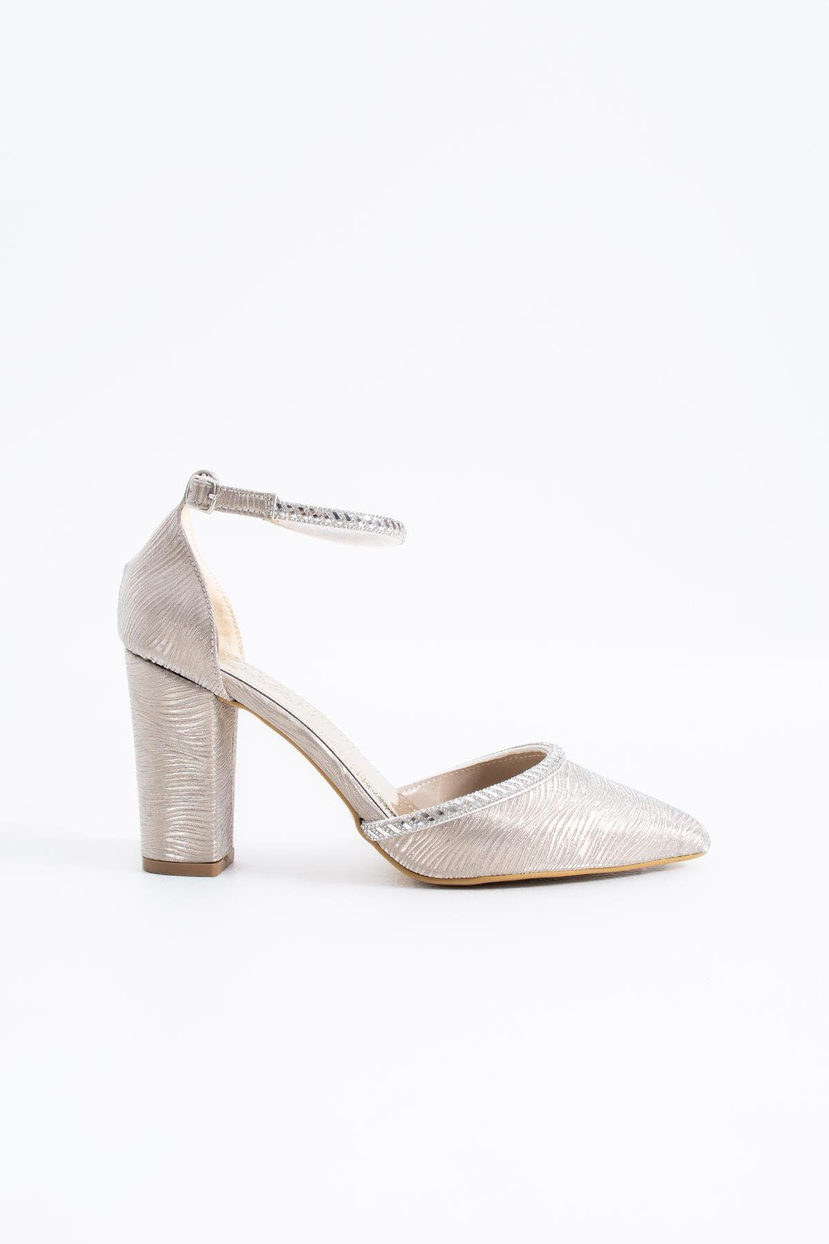 Marifes bilek Atkılı Taşlı Kadın Abiye Ayakkabı Altın Sim