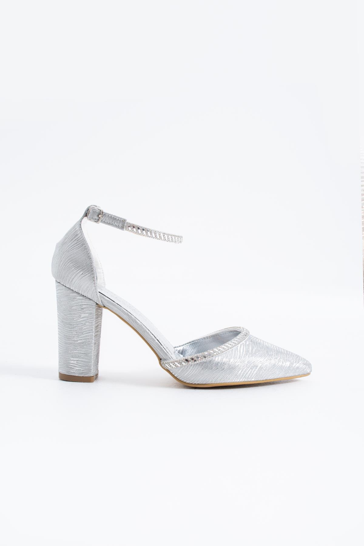 Marifes bilek Atkılı Taşlı Kadın Abiye Ayakkabı Gümüş Sim