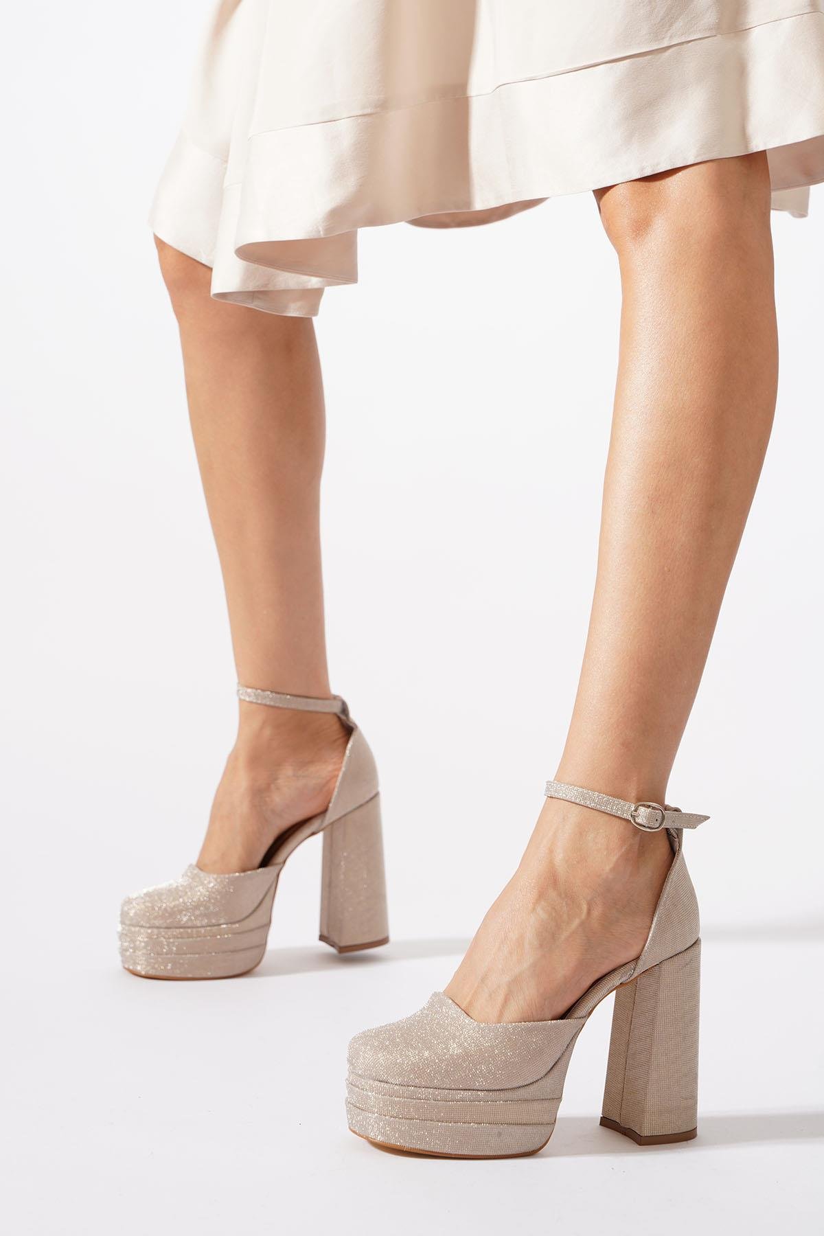 Marlowe Küt Burun Platform Topuklu Ayakkabı Altın Sim