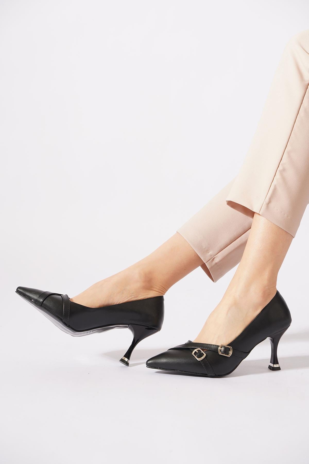 Mesferte Çift Tokalı Çapraz Bant Kadın Stiletto Siyah Cilt