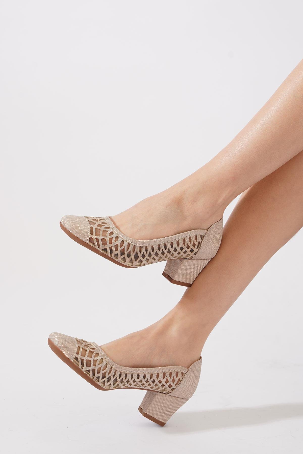 Muhriye Lazer Simli Fileli  Kadın Topuklu Ayakkabı Altın Sim