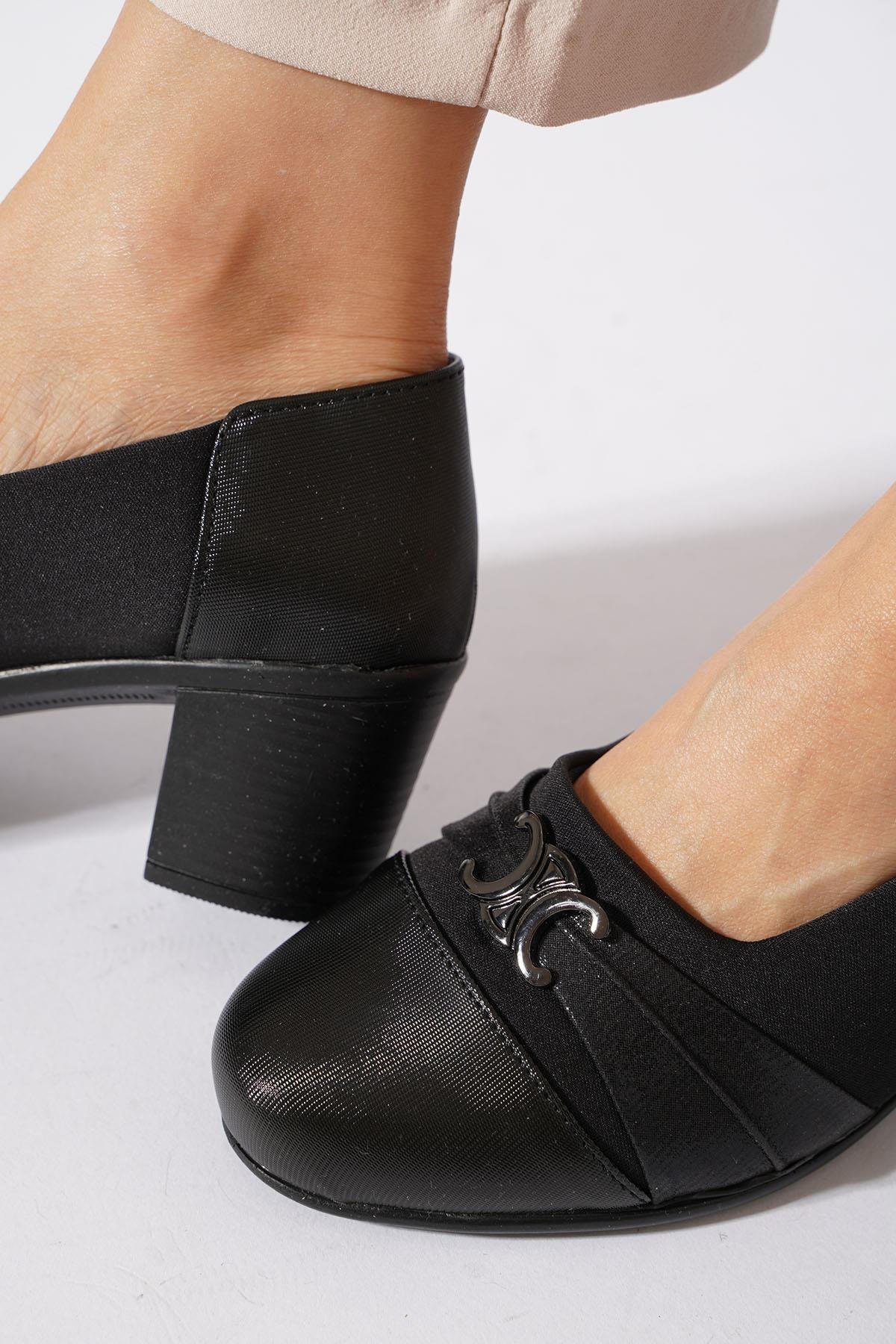 Noder Kuşak Cc Tokalı  Alçak Topuklu Kadın Ayakkabı Siyah Aluç