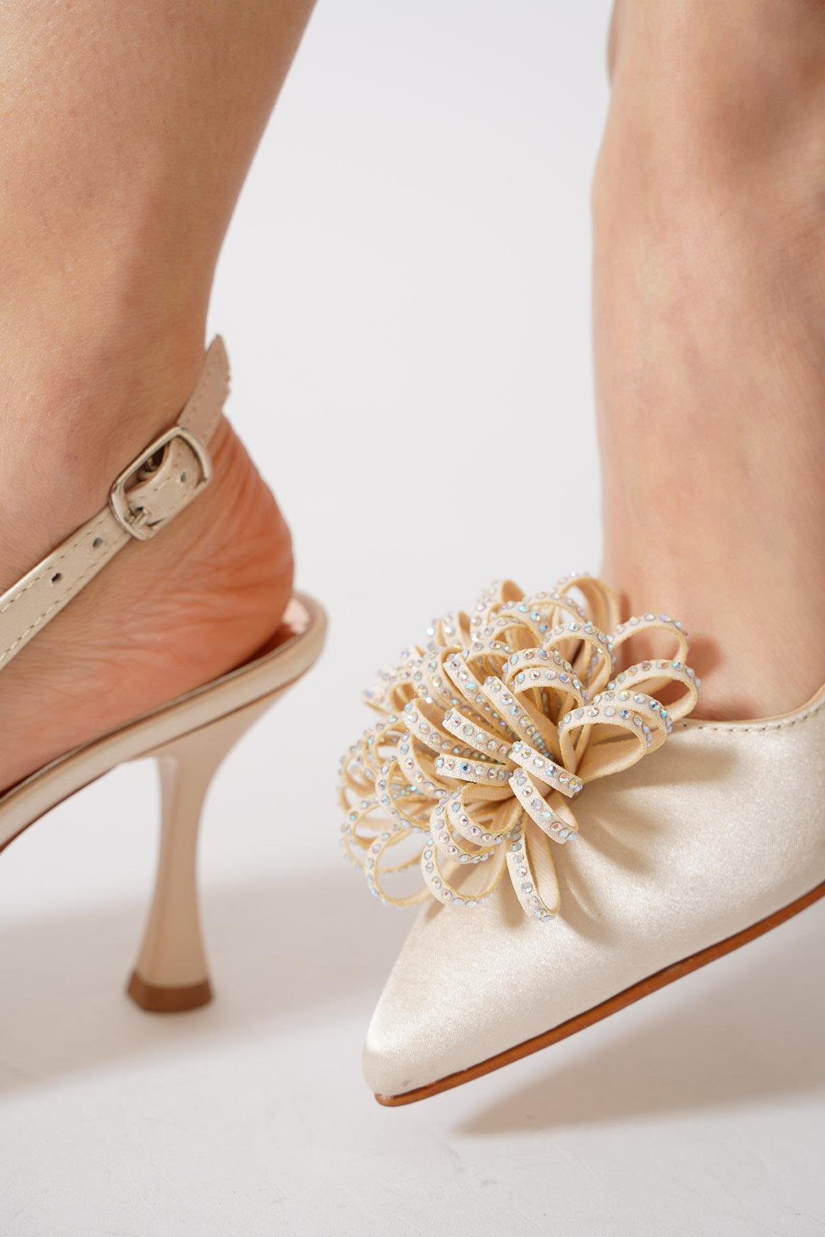 Parsen Ön Taşlo Arka Açık Kadın Abiye Ayakkabı Ten Saten