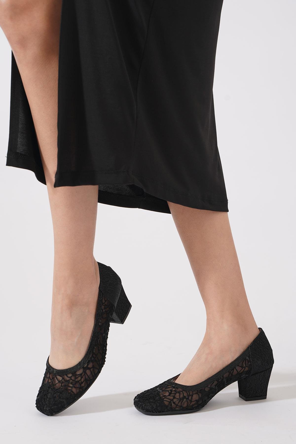 Persev Güpür İşlrme Fileli Kadın Topuklu Ayakkabı Siyah Saten