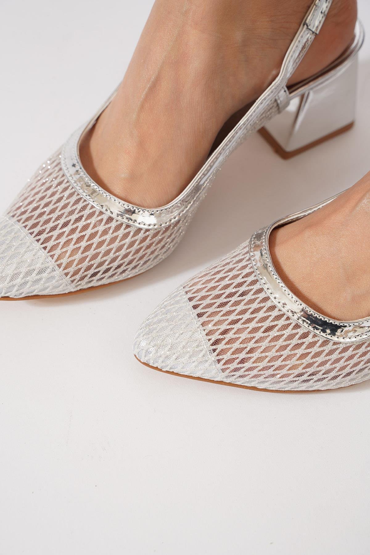 Renle Kalın Filel Arka Açık Kadın Topuklu Ayakkabı Gümüş