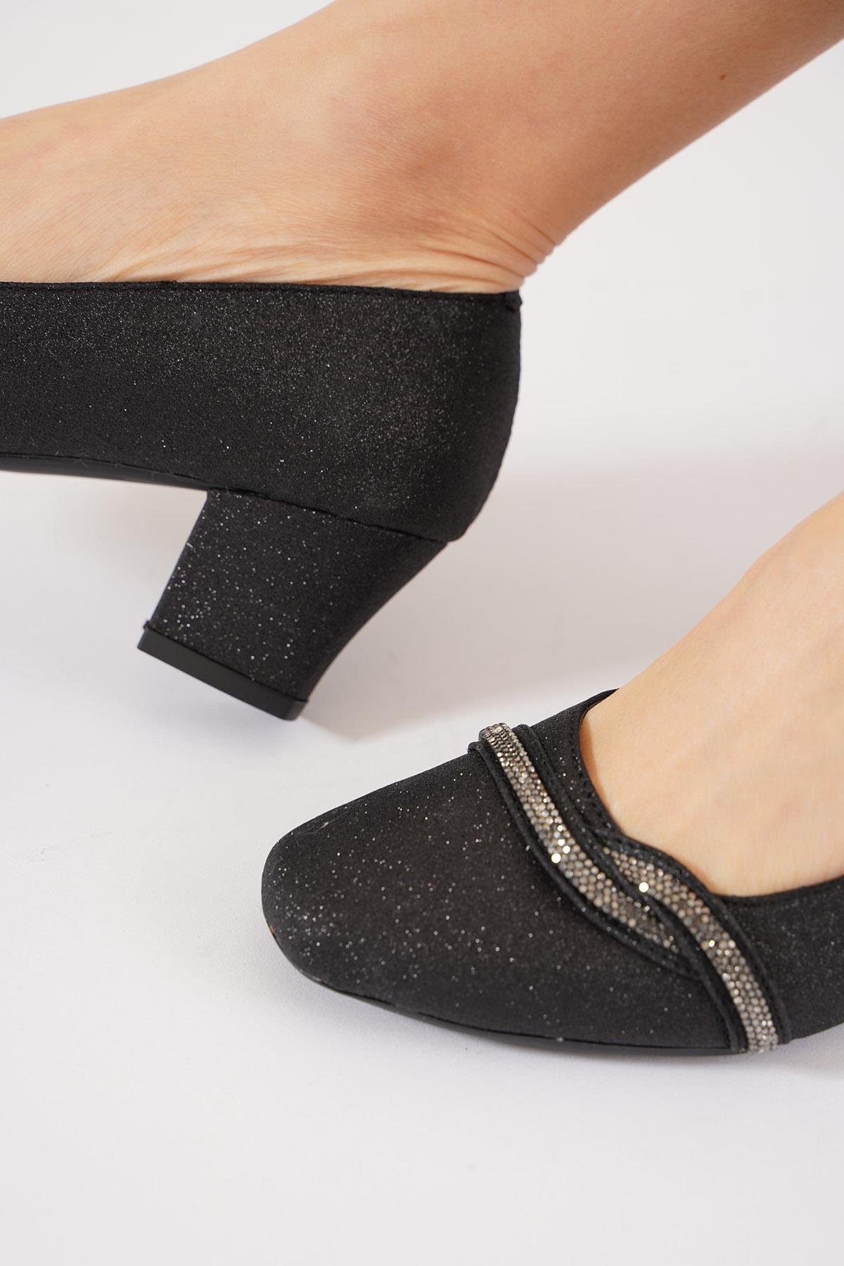 Sagues Yan Taşlı Kadın Topuklu Ayakkabı Siyah Sim