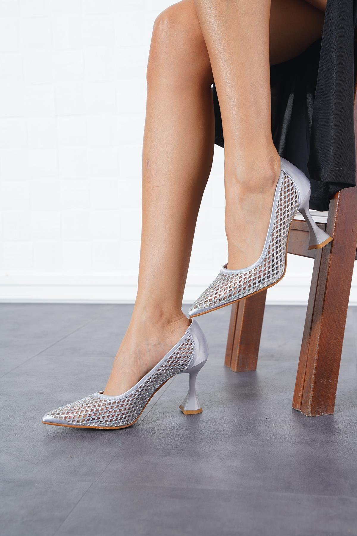 Sasa Lazer File Taşlı  Abiye Topuklu Ayakkabı Gümüş Saten