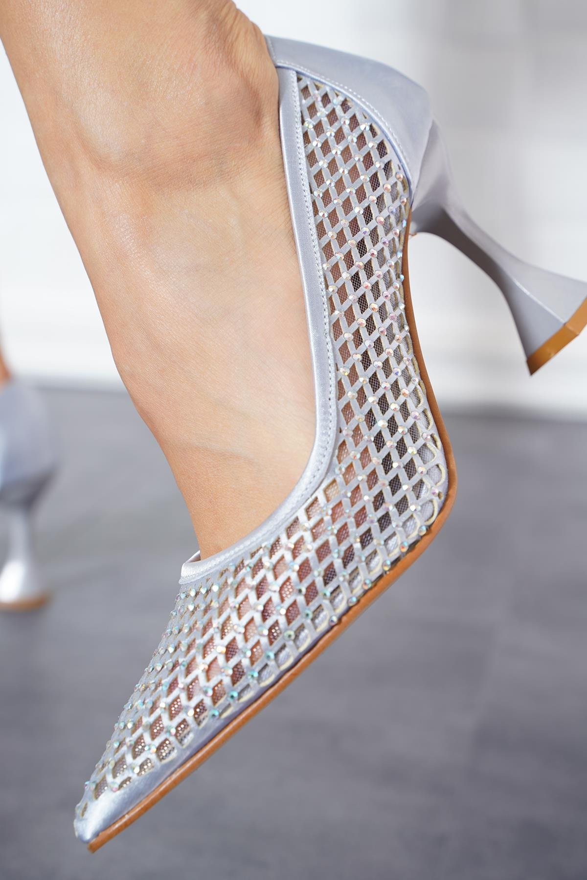 Sasa Lazer File Taşlı  Abiye Topuklu Ayakkabı Gümüş Saten