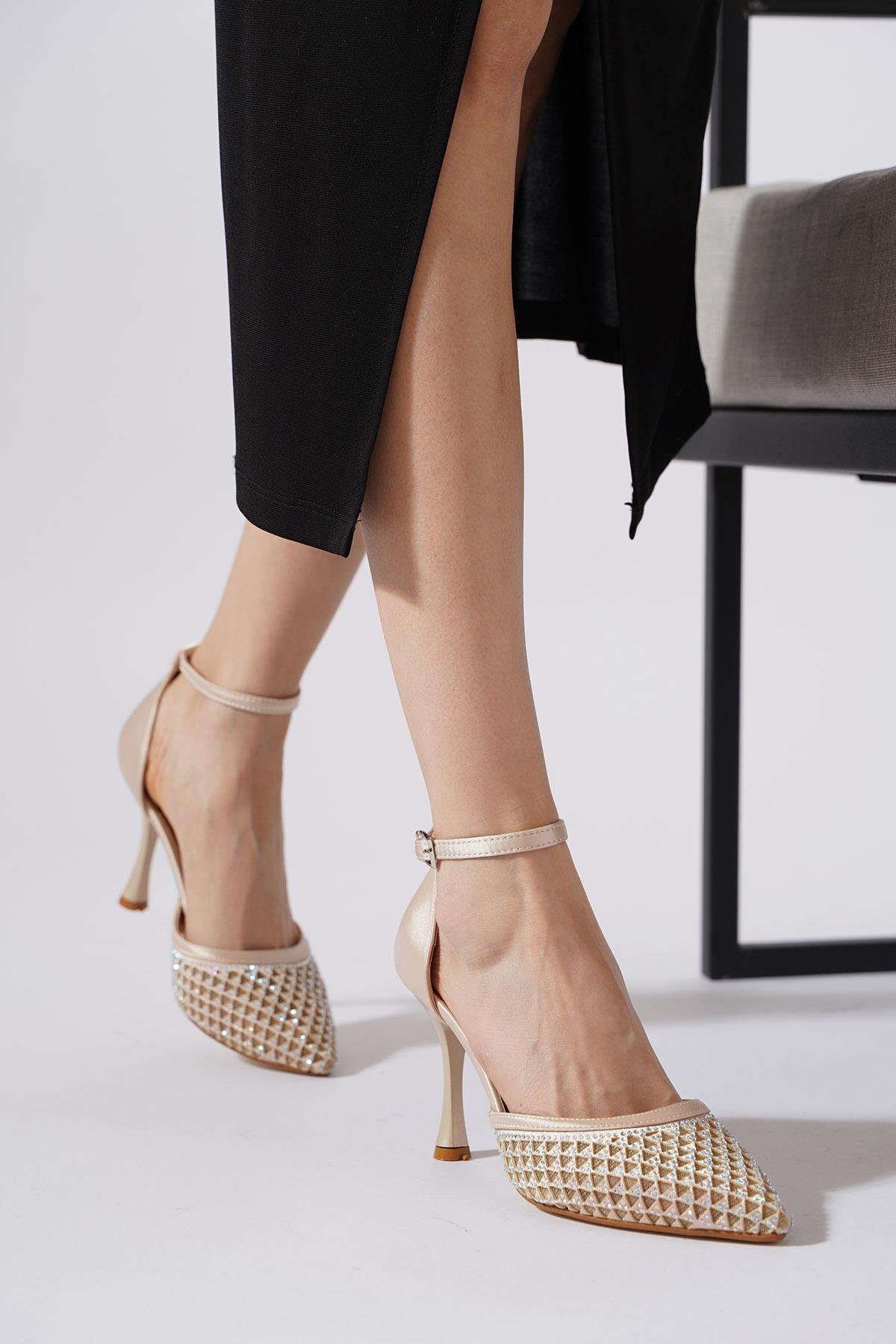 Satler File Taşlı Kadın Abiye Topuklu Ayakkabı Ten Saten