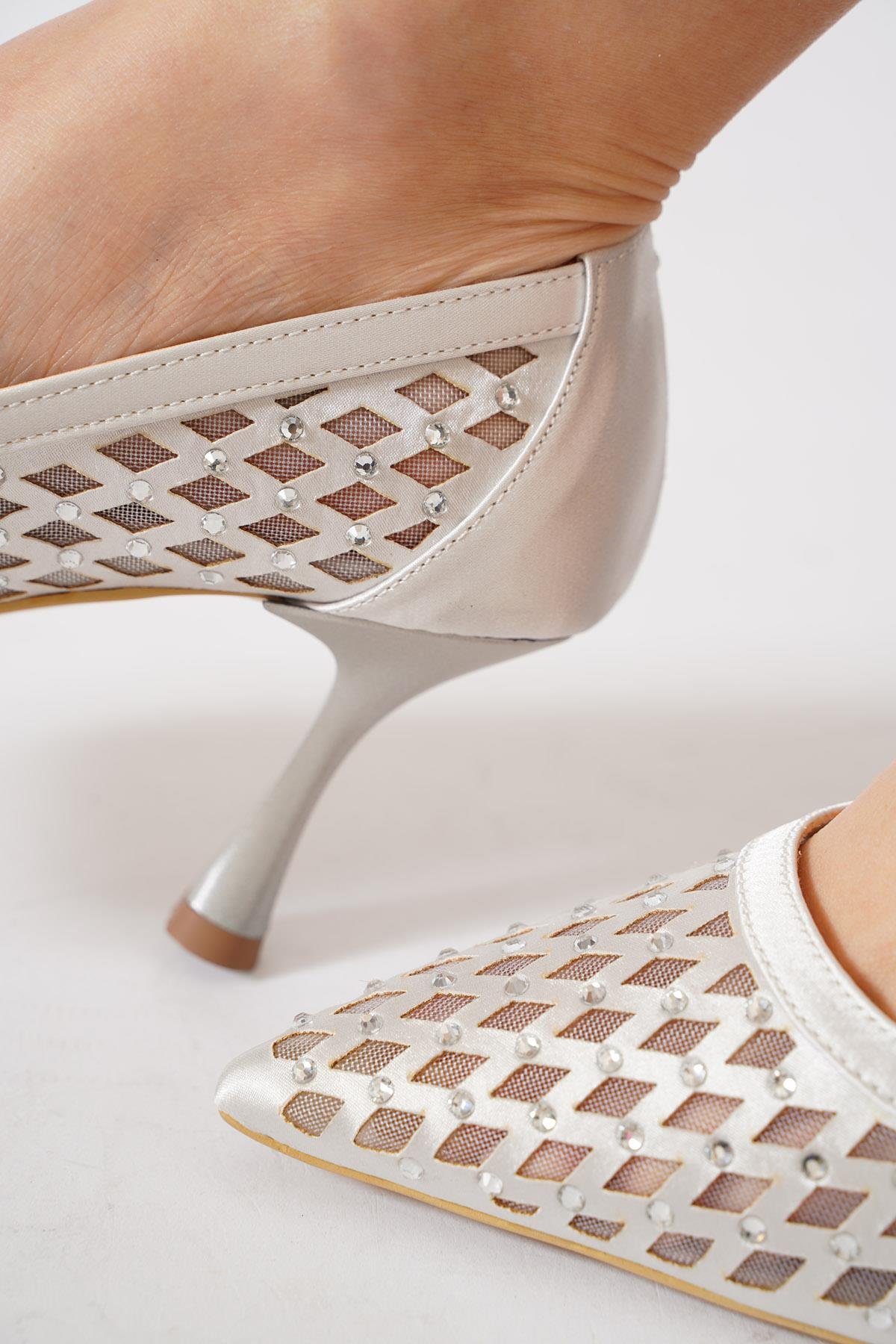 Sedas Baklava Lazer Taşlı Kadın Topuklu Ayakkabı Gümüş Saten