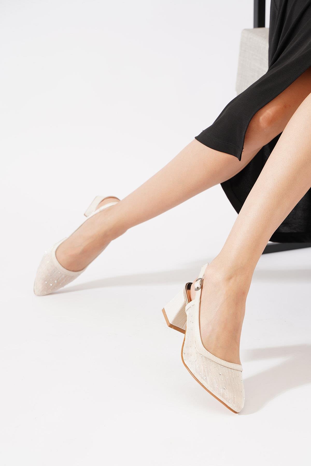 Senle File Taşlı Arka Açık Kadın Topuklu Ayakkabı Altın