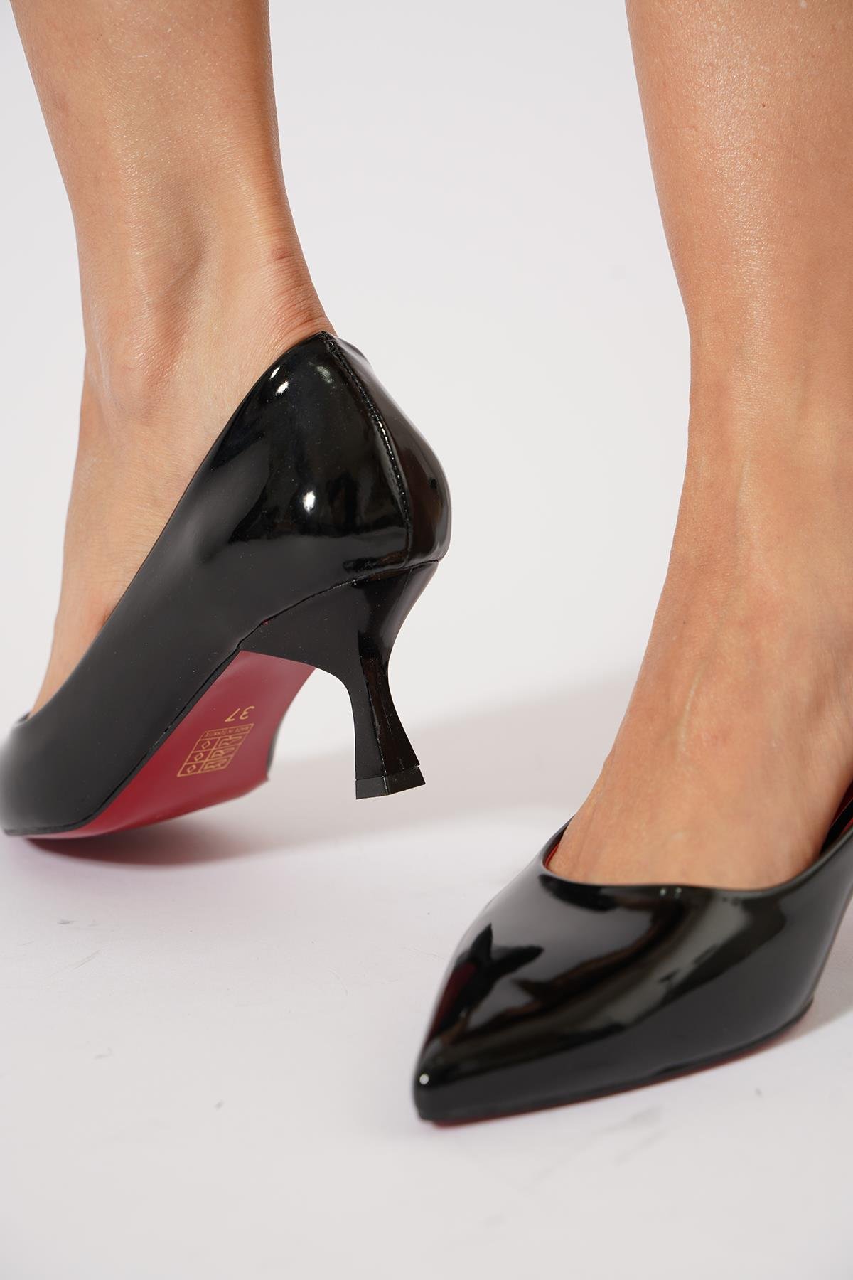 Seraste Alçak Ökçe Kadın Stiletto Siyah Rugan