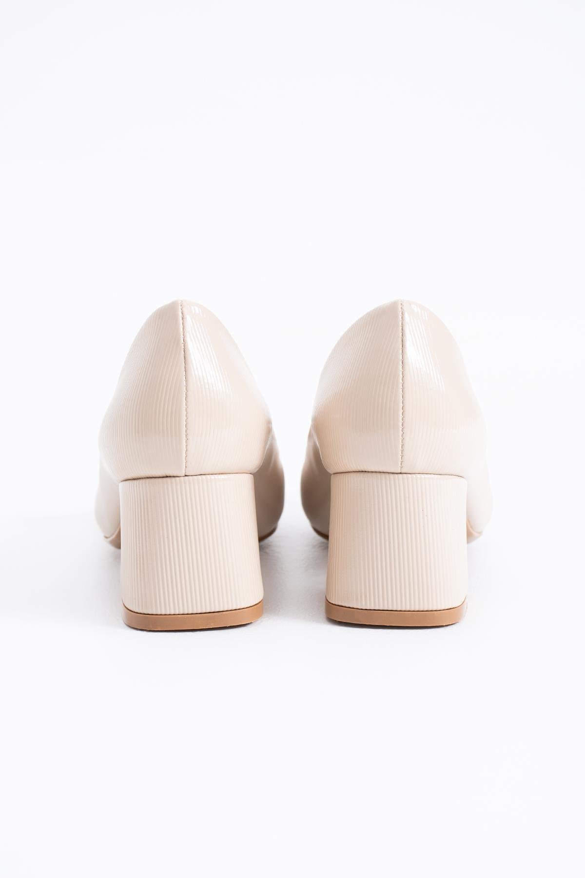 Teral Kurdele Tokalı Kadın Topuklu Ayakkabı Bej Rugan