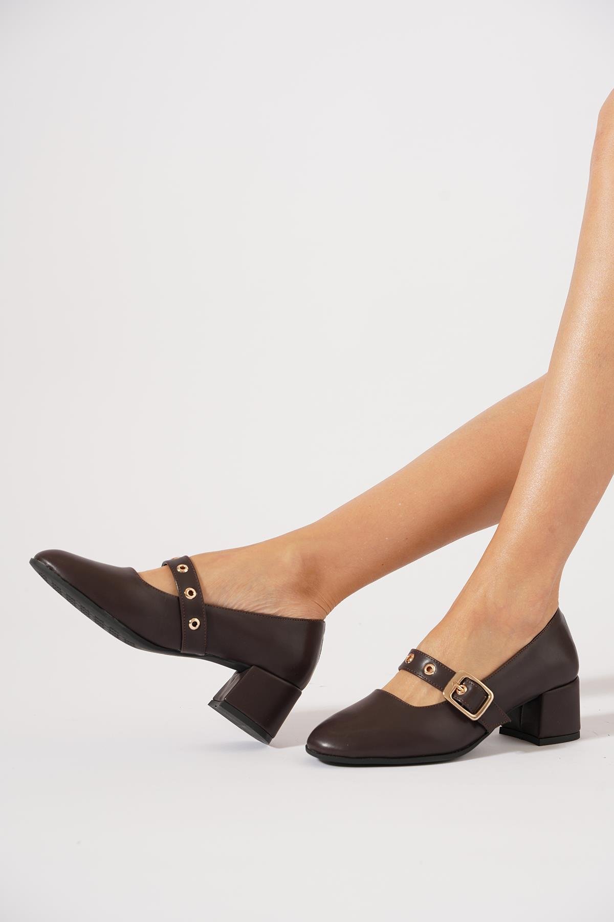 Yero Kemer Delilki Kadın Topuklu Ayakkabı Kahve Cilt