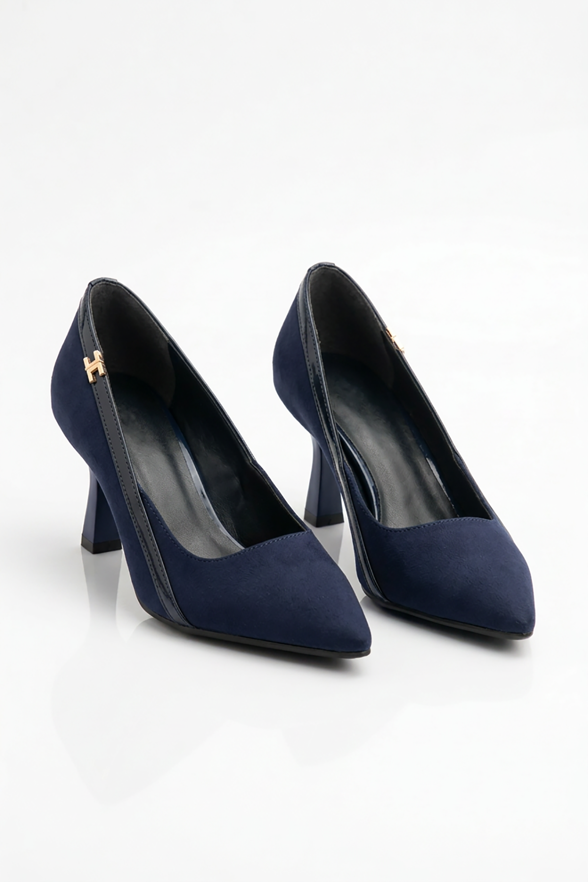 Zaret Yan Biye Tokalı Kadın Alçak Topuklu Stiletto Lacivert Saten