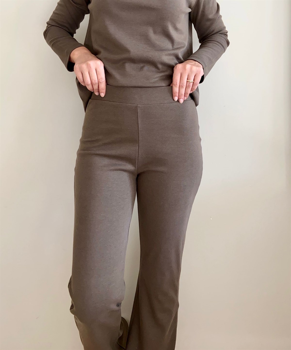 Oslo Lyocell PamukTaupe İspanyol Paça Pantolon