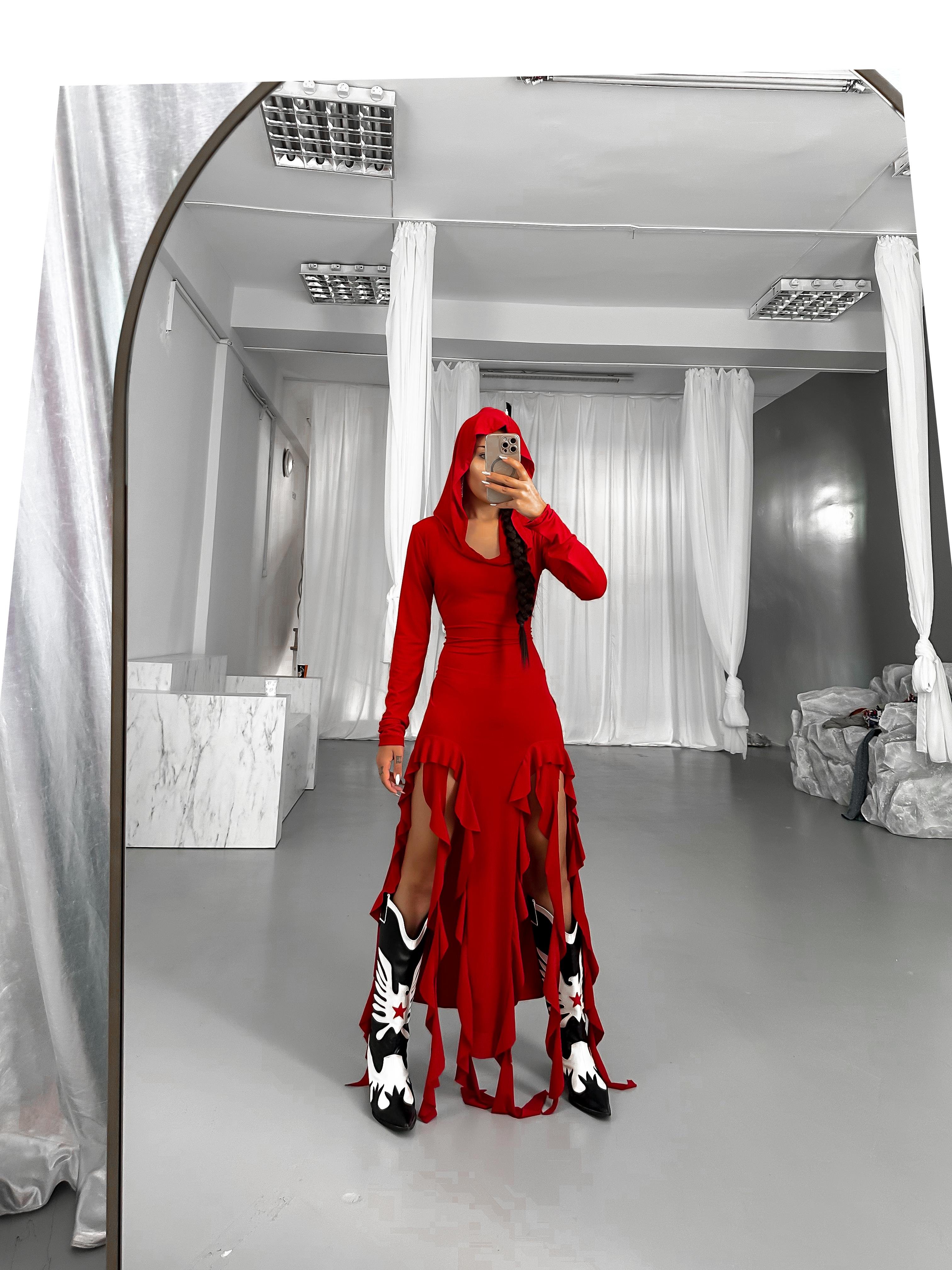 Özel Tasarım Ruffle Kapüşonlu Elbise