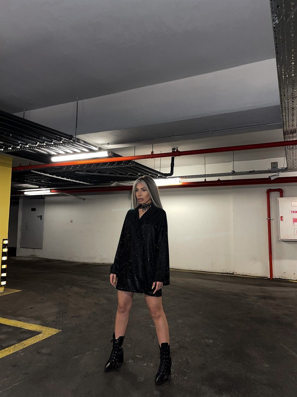 Özel Tasarım Simli Gloss Ceket