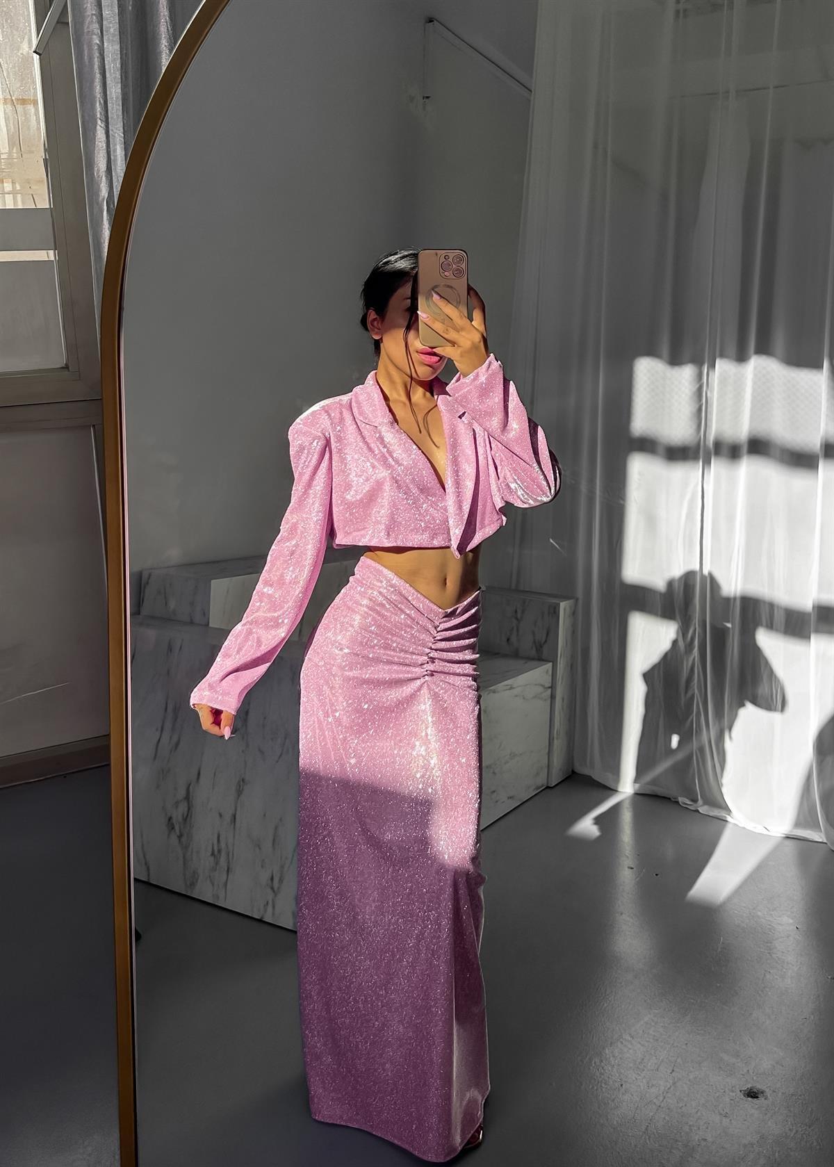 Özel Tasarım Pembe Simli Vatkalı Kısa Ceket