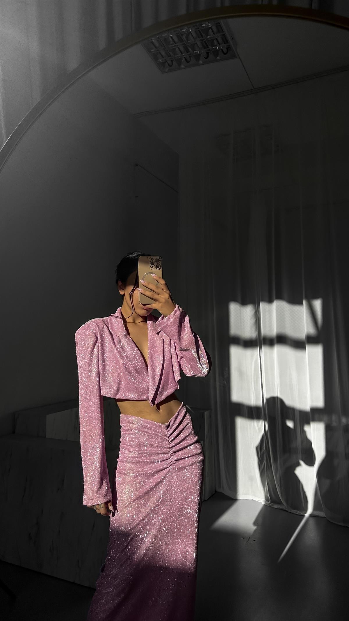 Özel Tasarım Pembe Simli Vatkalı Kısa Ceket