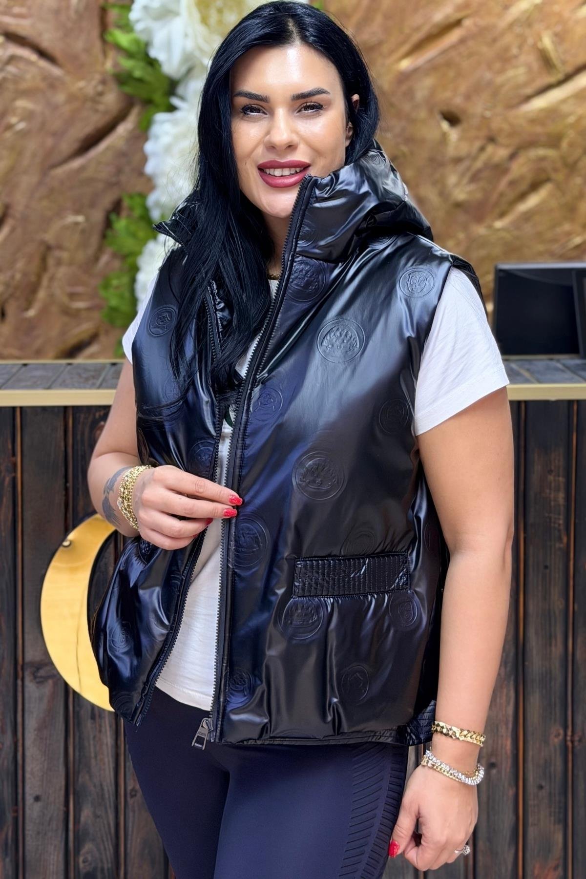 BASKI DETAYLI TASARIM BÜYÜK BEDEN YELEK