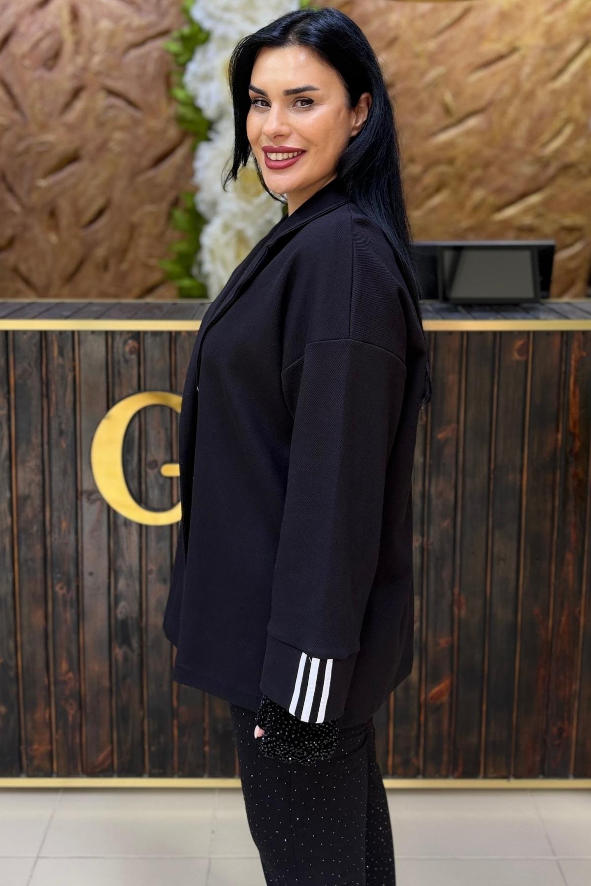 BEYAZ ŞERİTLİ BÜYÜK BEDEN BLAZER CEKET