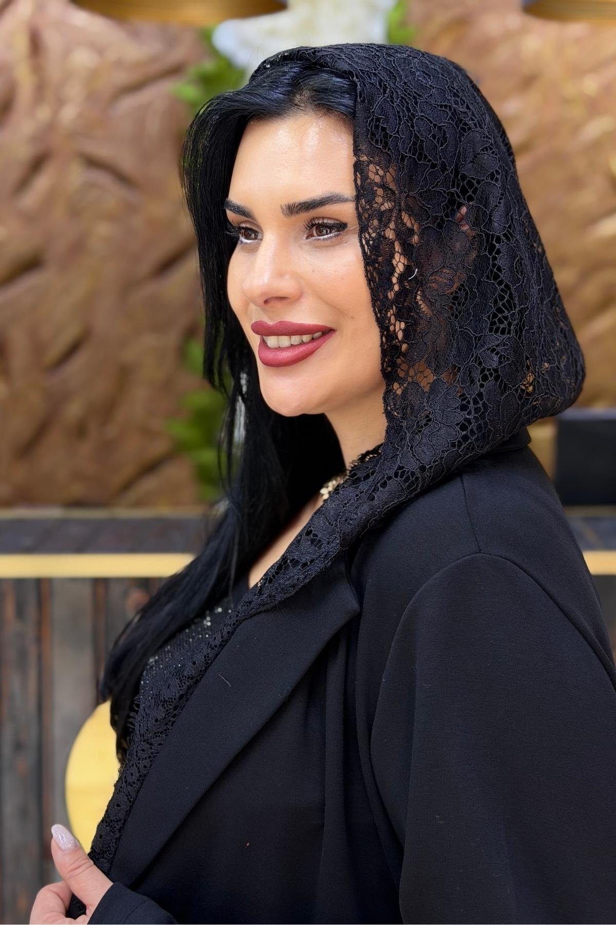 DANTEL KAPŞONLU BÜYÜK BEDEN BLAZER CEKET