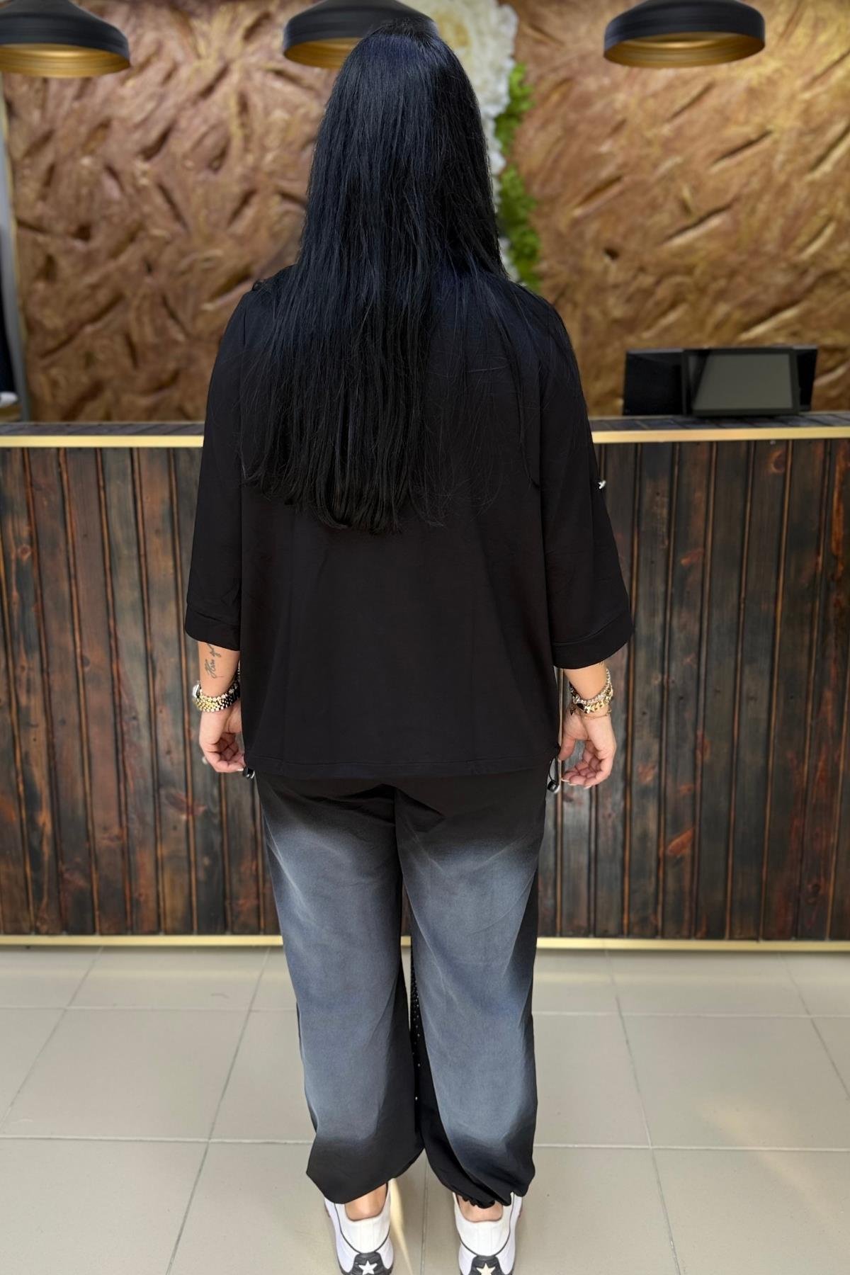 ESKİTME VE TAŞLI BÜYÜK BEDEN TAKIM