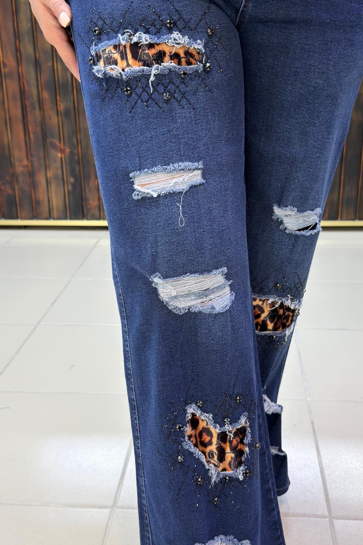 LEOPAR TAŞ DETAYLI BÜYÜK BEDEN  JEAN PANTOLON