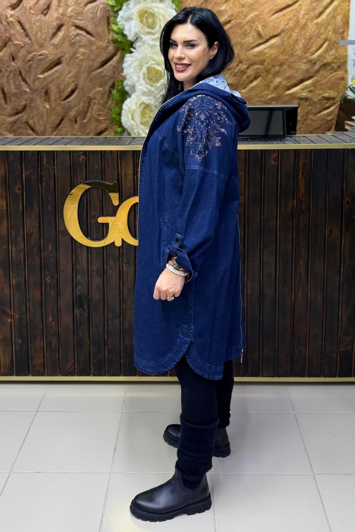 MELEK KANATLI TAŞLI BÜYÜK BEDEN KOT CEKET