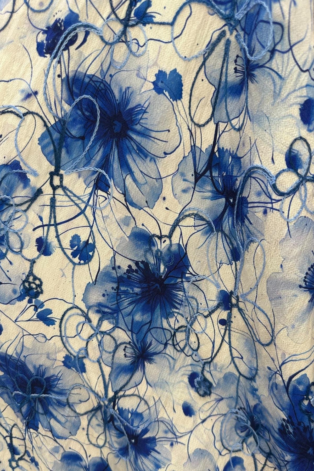 NAKIŞLI ÇİÇEK DESENLİ BÜYÜK BEDEN KİMONO