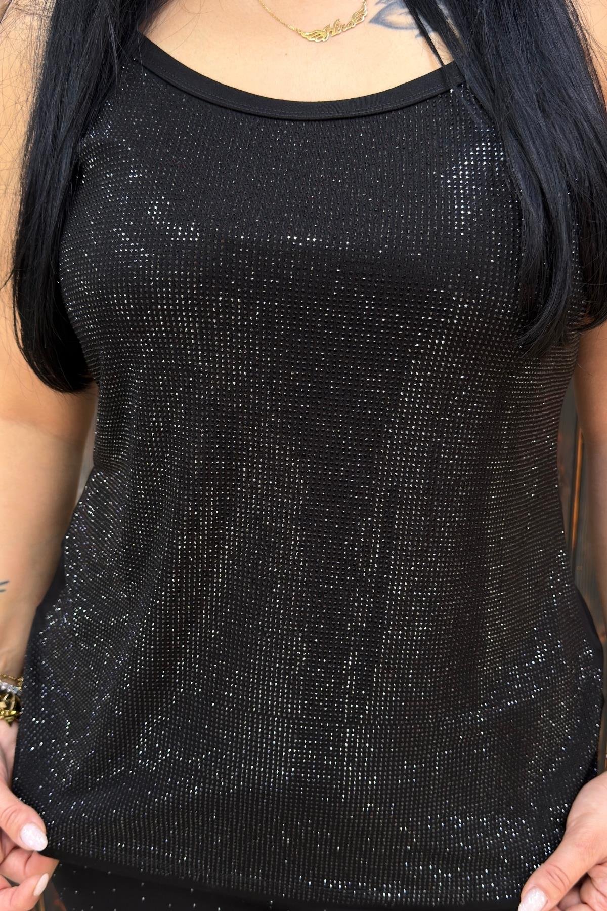 TAŞLI ASKILI BÜYÜK BEDEN BLUZ