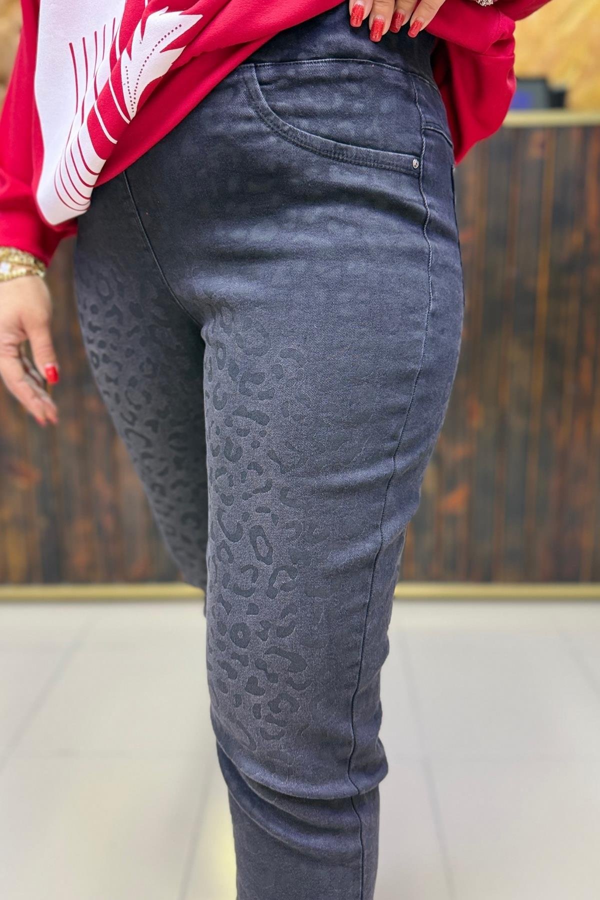 TOPARLAYICI LİKRALI JEAN BÜYÜK BEDEN PANTOLON