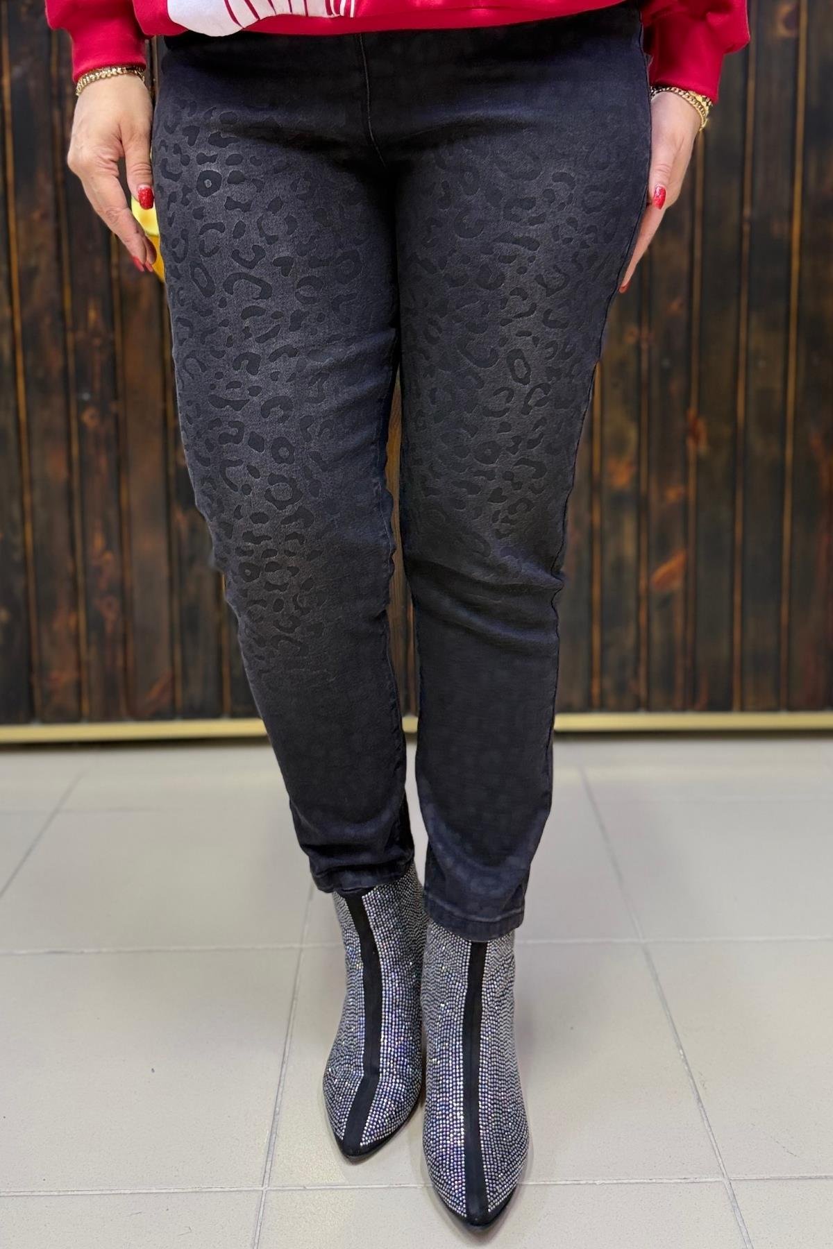 TOPARLAYICI LİKRALI JEAN BÜYÜK BEDEN PANTOLON