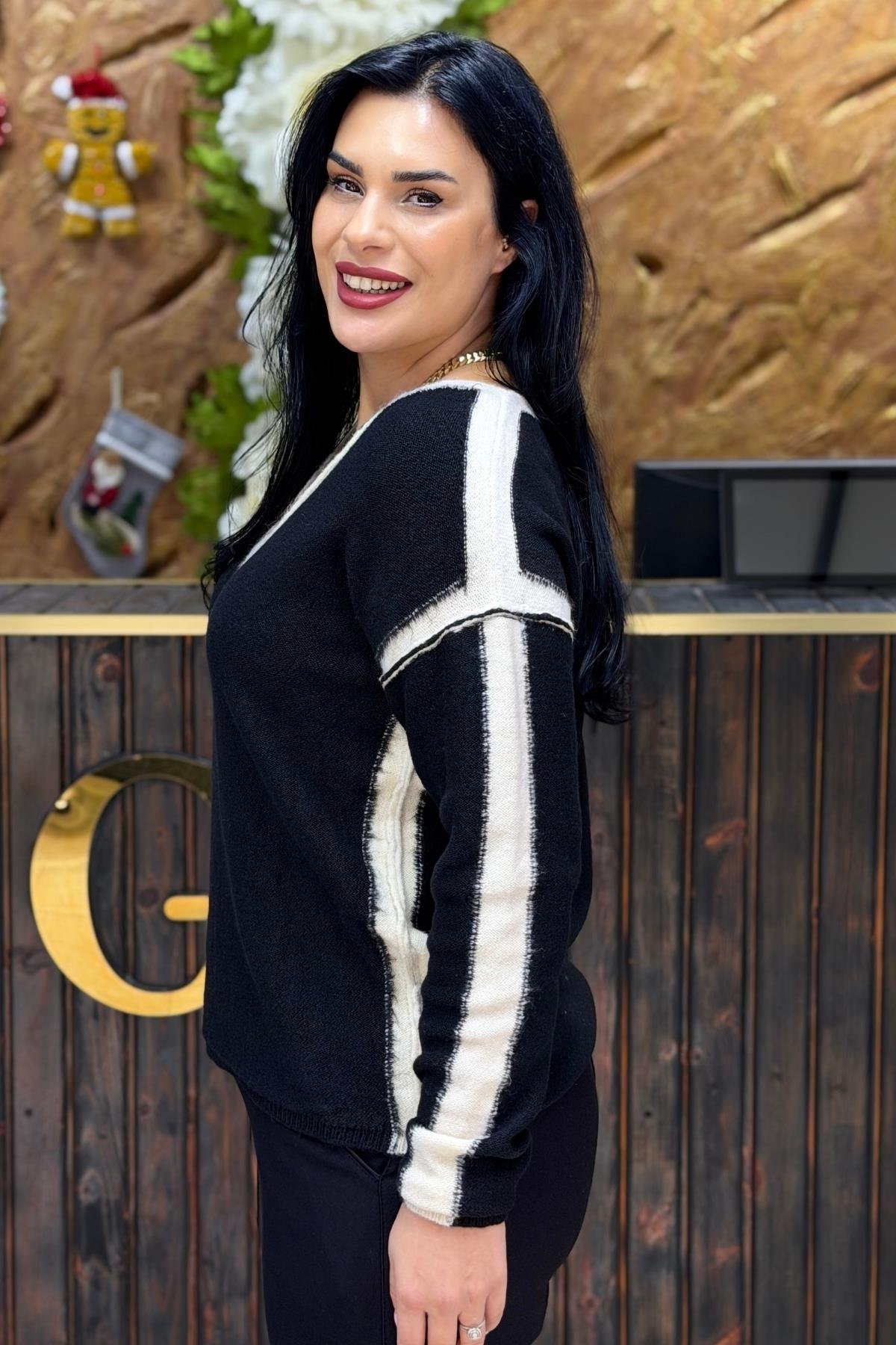 V YAKA TRİKO LİKRALI BÜYÜK BEDEN BLUZ