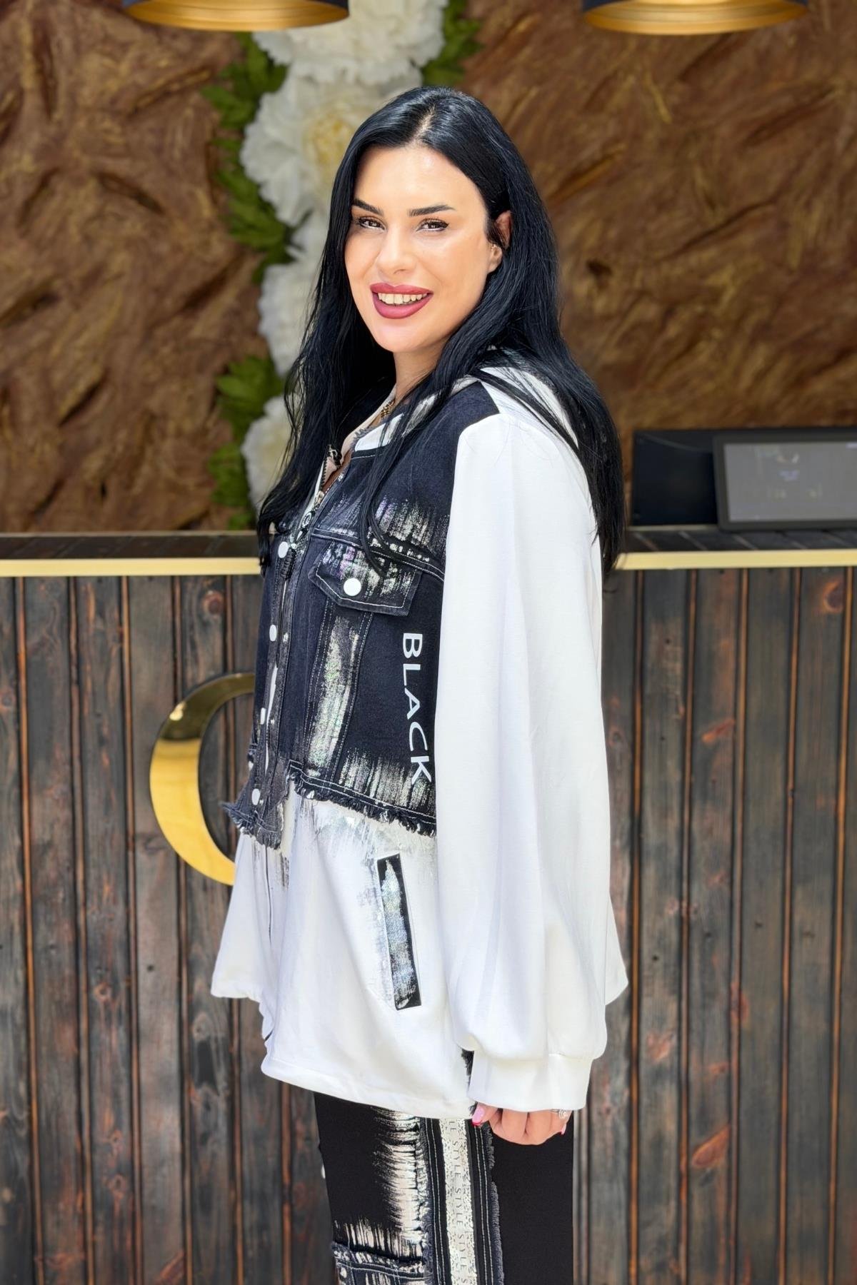 VARAK DETAYLI JEAN KAPŞONLU BÜYÜK BEDEN CEKET