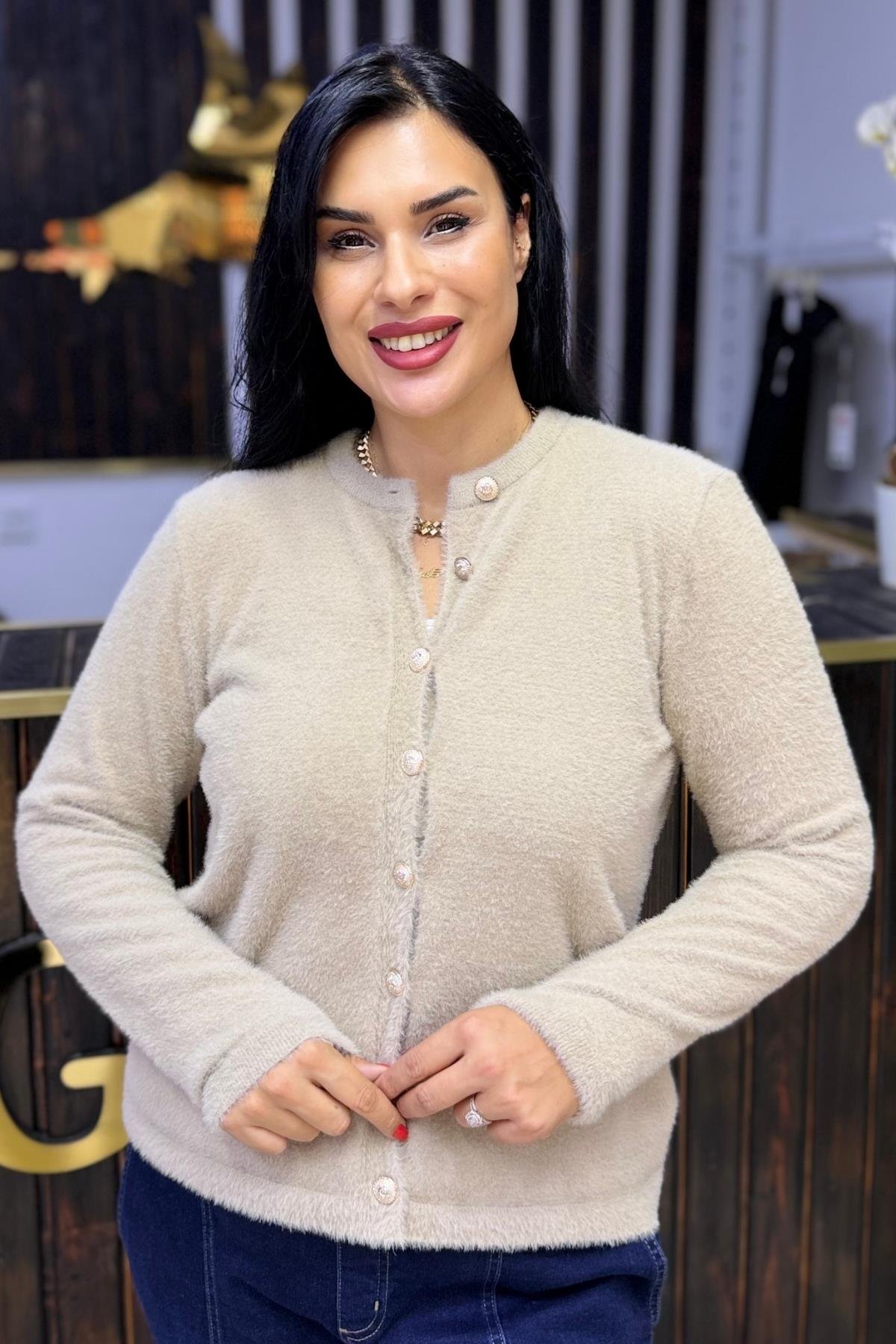 YUMOŞ KUMAŞ LİKRALI BÜYÜK BEDEN HIRKA