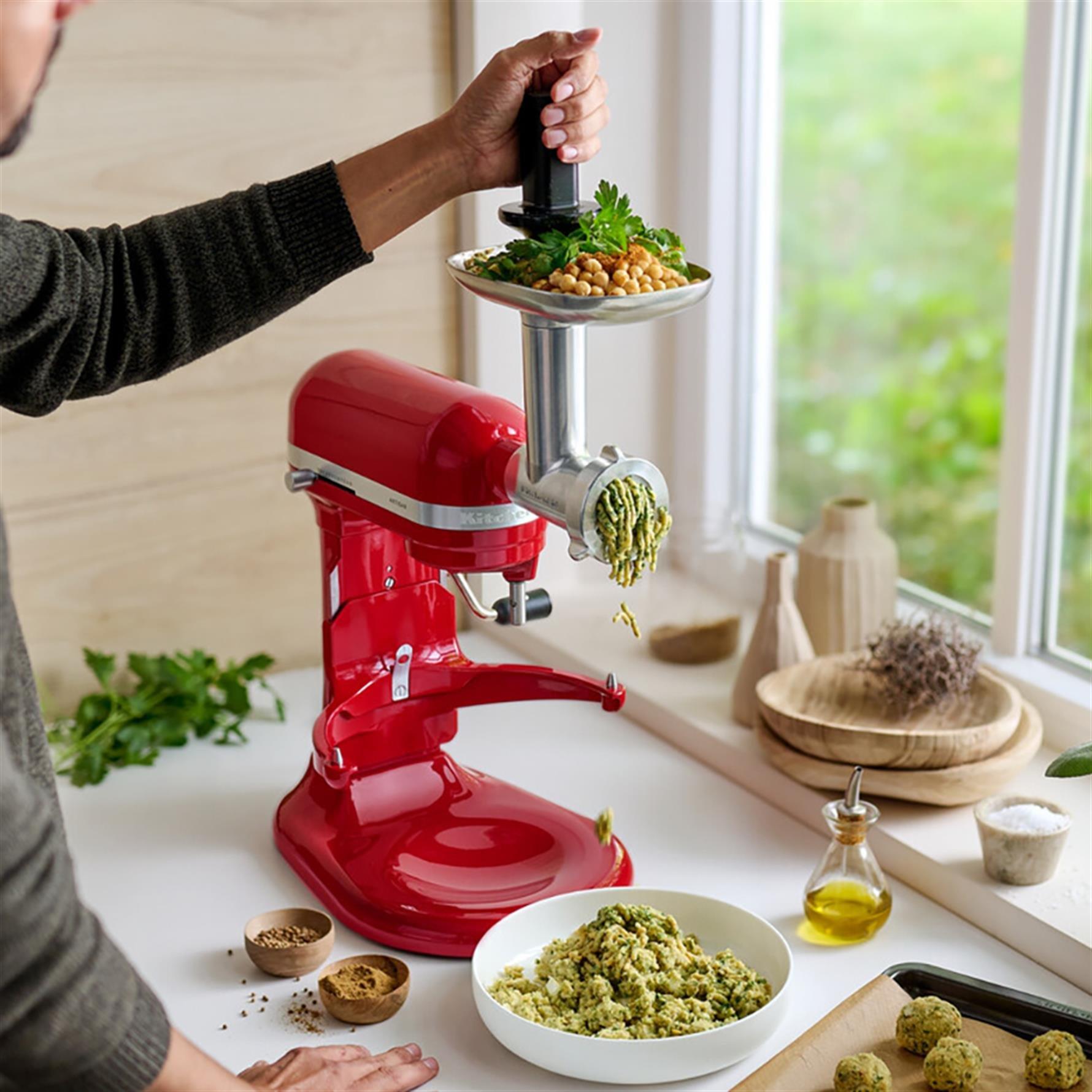 KitchenaidKitchenAid Artisan 5,6 L Kaldırılabilir Kaseli Stand Mikser - 5KSM60SPX (5KSM60SPXEER)5KSM60SPXEER