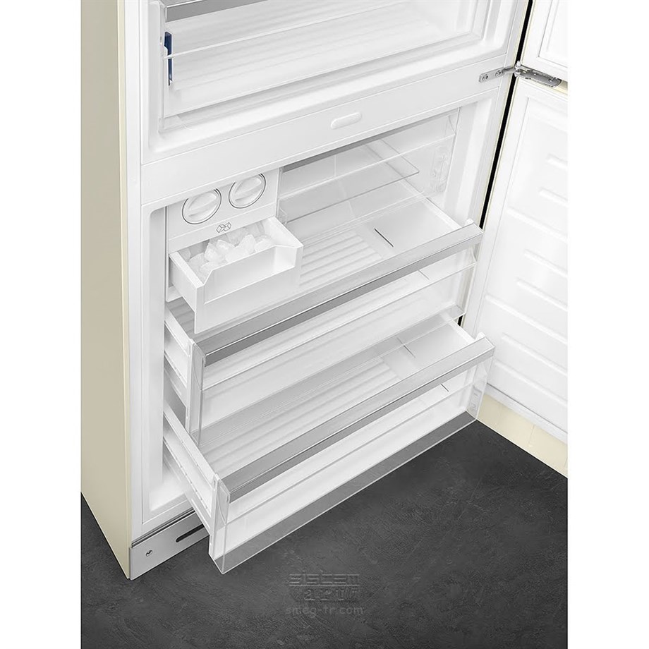 SMEGFAB38RCR Retro Buzdolabı KremFAB38RCR