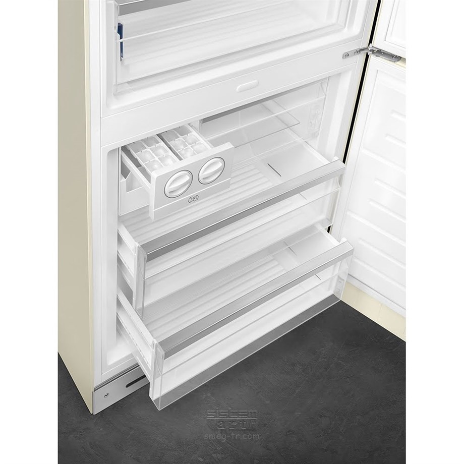 SMEGFAB38RCR Retro Buzdolabı KremFAB38RCR