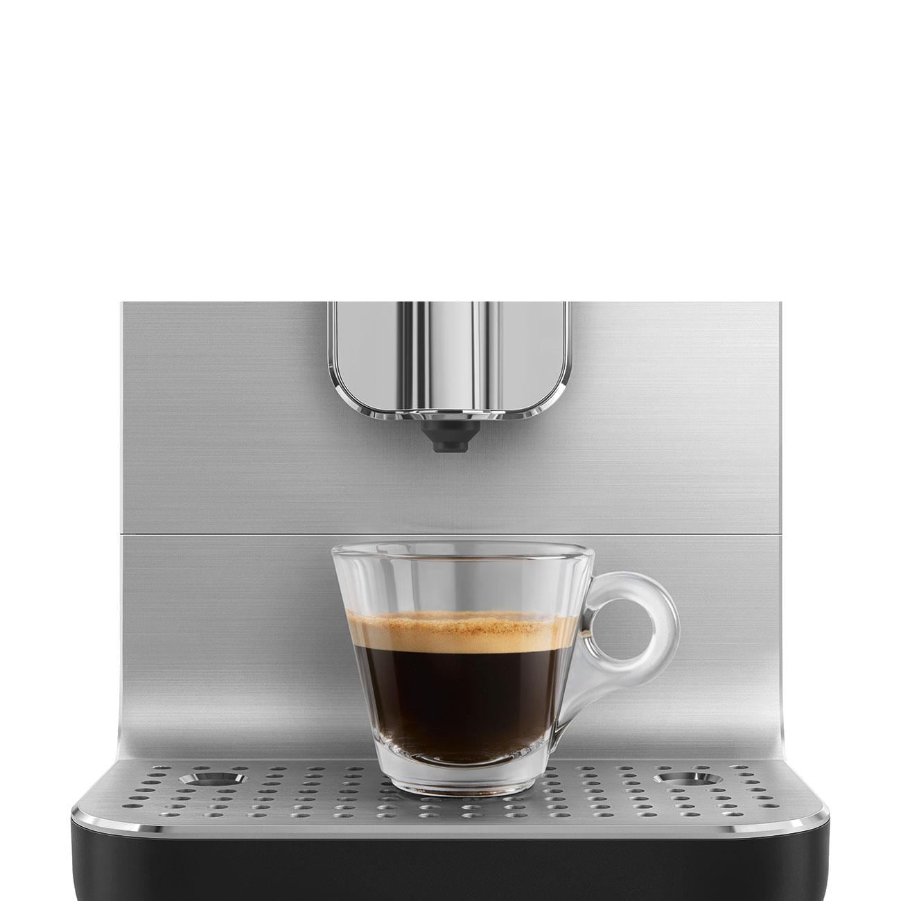 SMEGSMEG 50'S Style BCC13 Espresso  Otomatik Kahve M akinesi M at  SiyahBCC13BLMEU