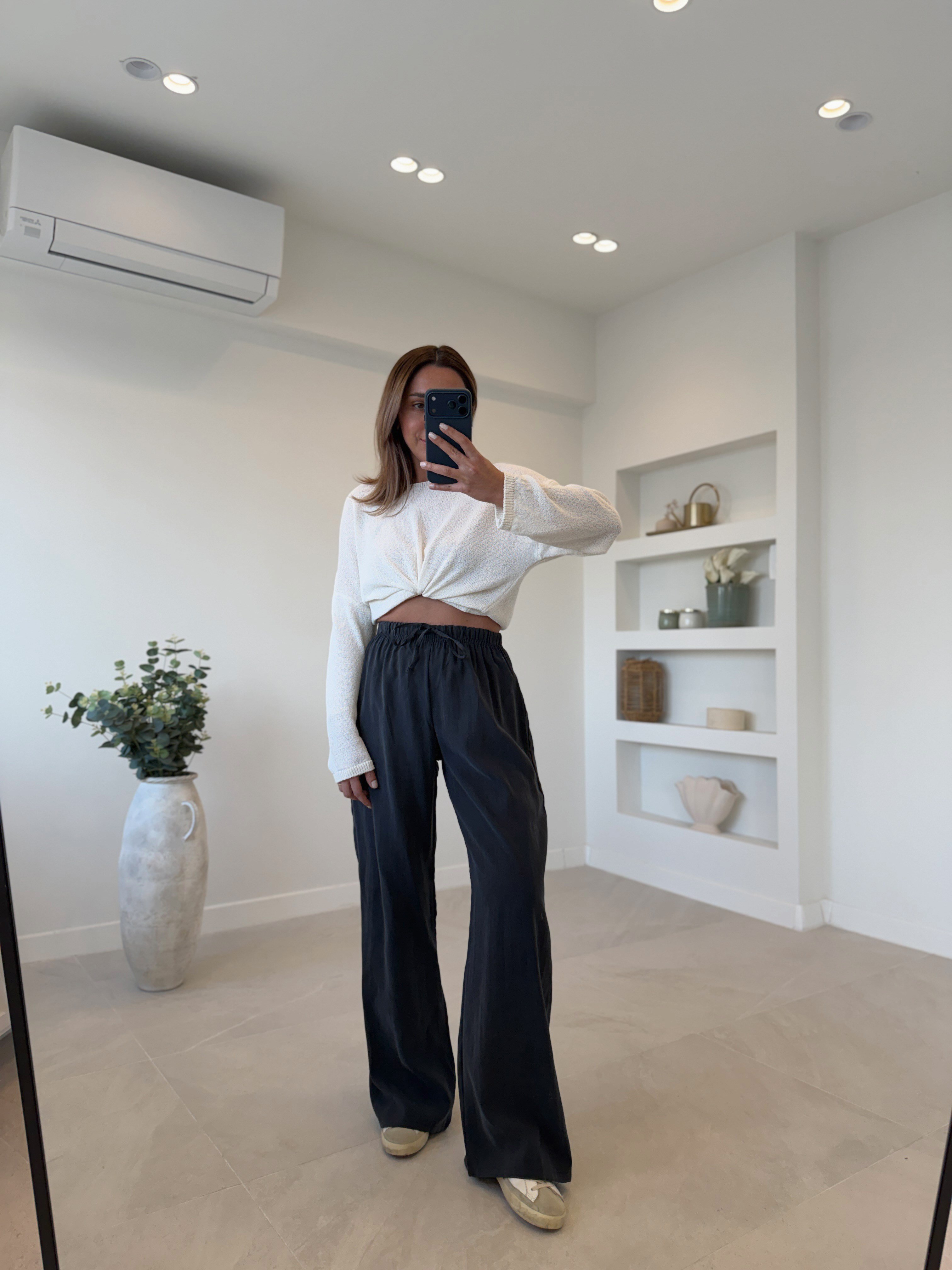 1001 Beli Lastikli Siyah Pantolon
