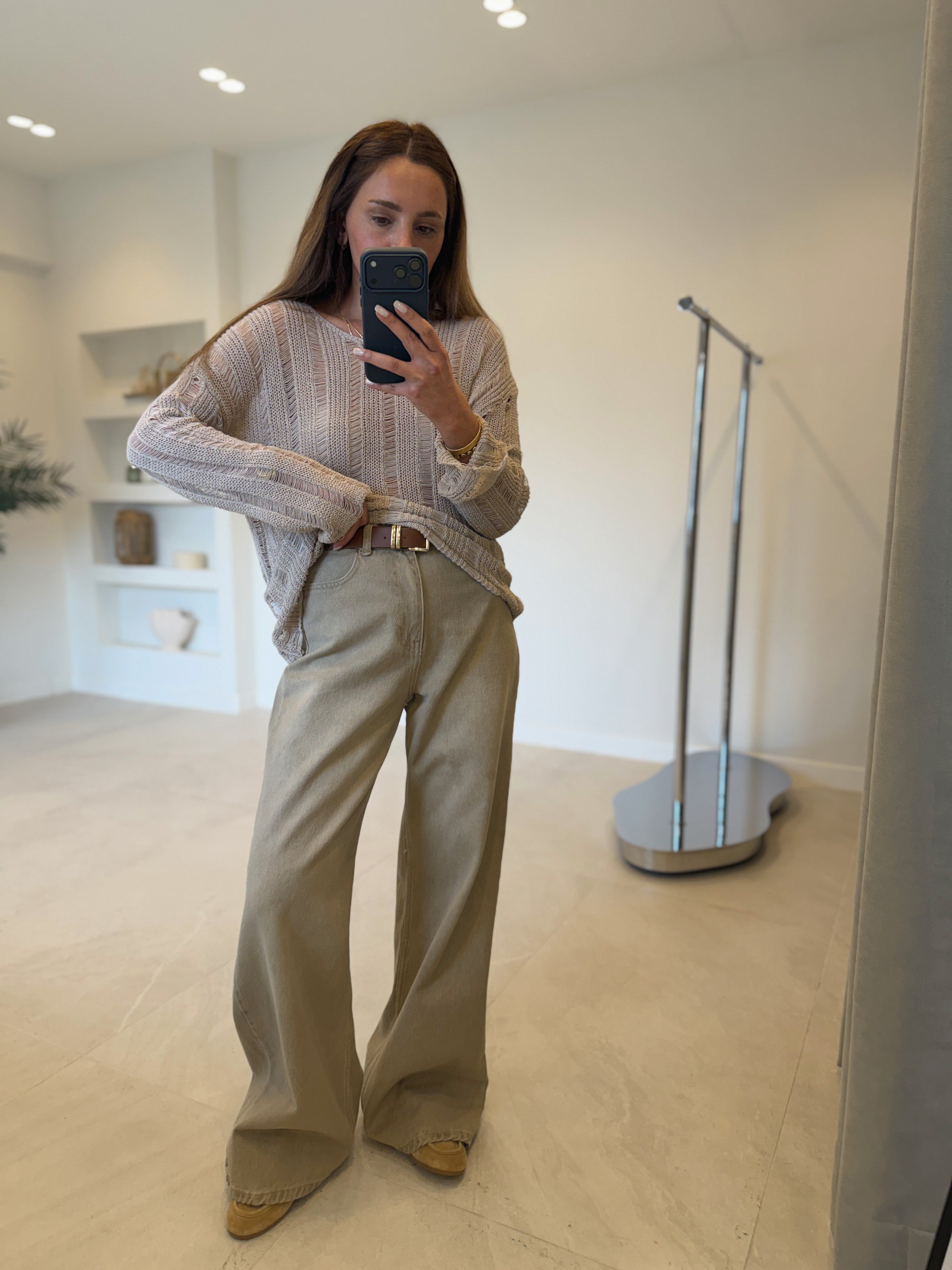 1021 Kemerli Bej Pantolon