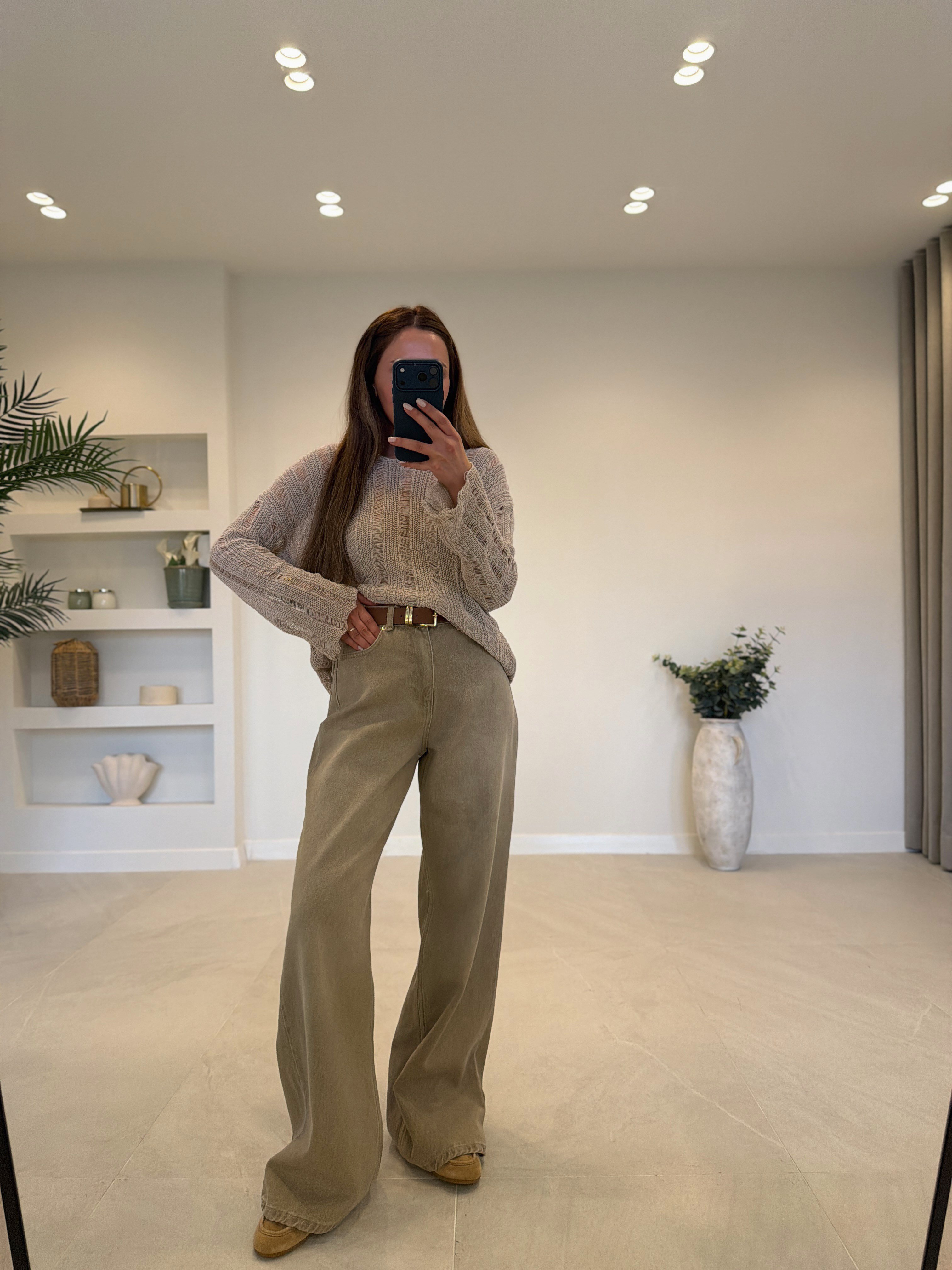 1021 Kemerli Bej Pantolon