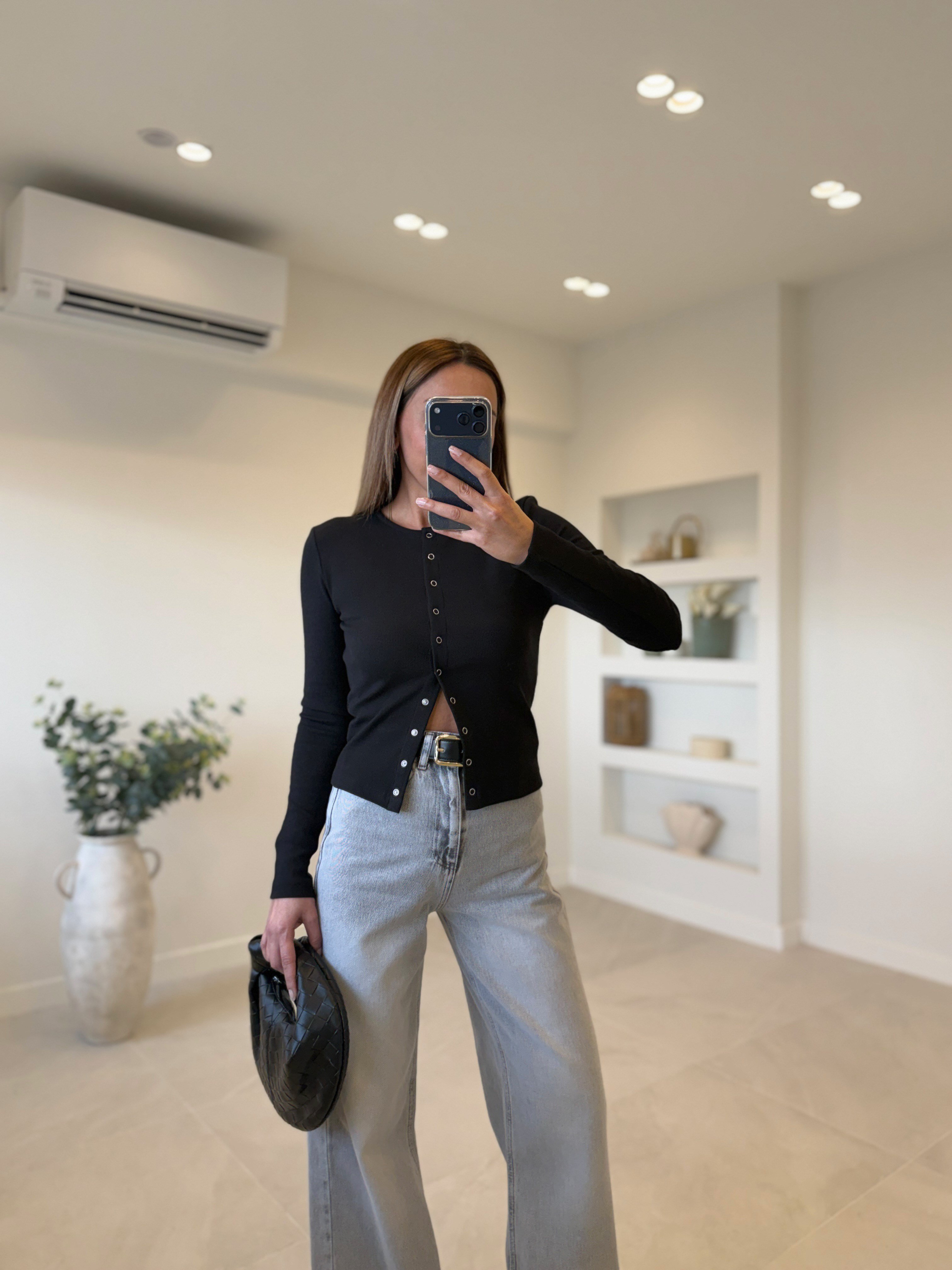 10882 Siyah Çıtçıtlı Kaşkorse Bluz