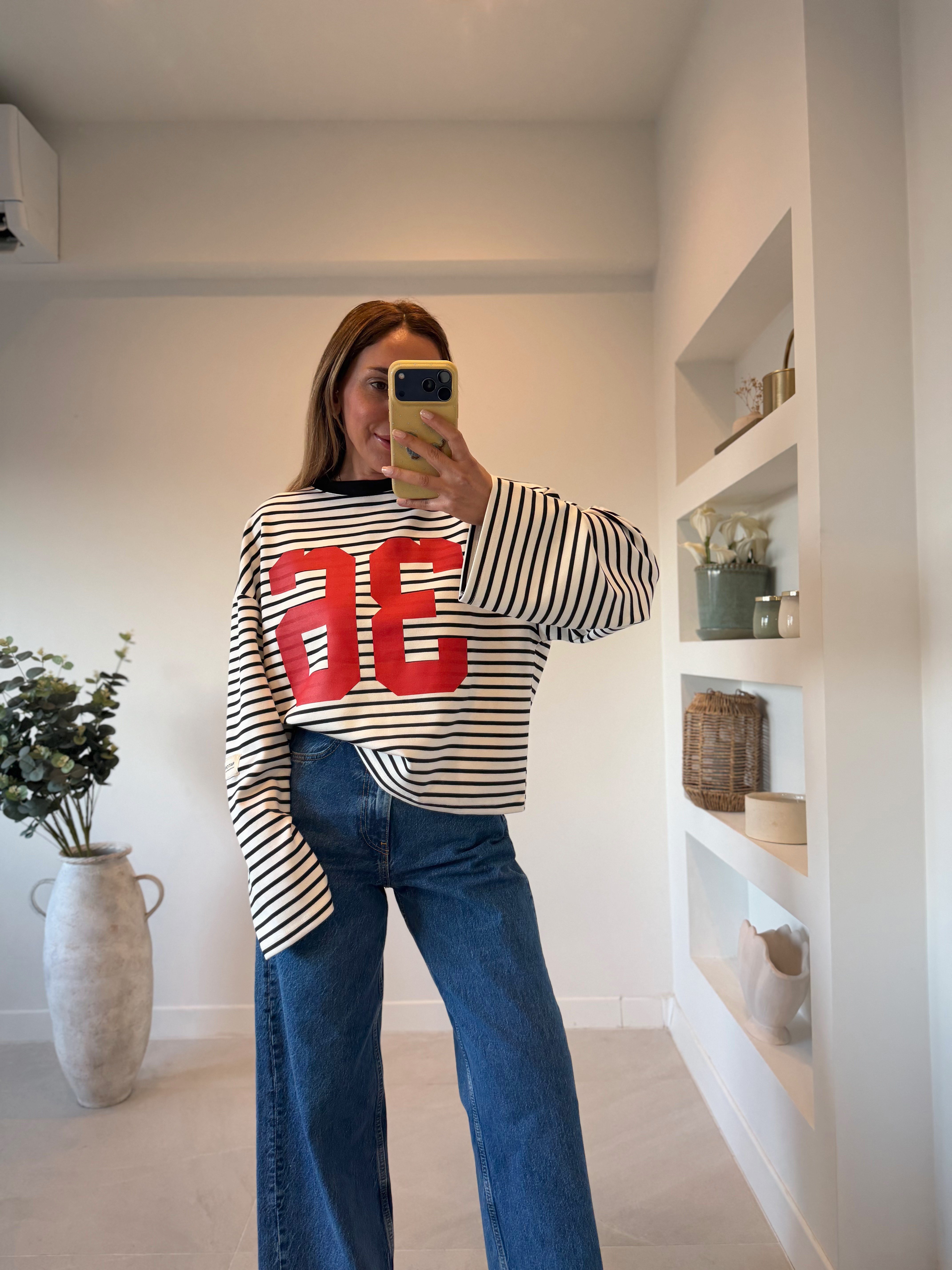 12680 Baskılı Siyah Çizgili Sweatshirt