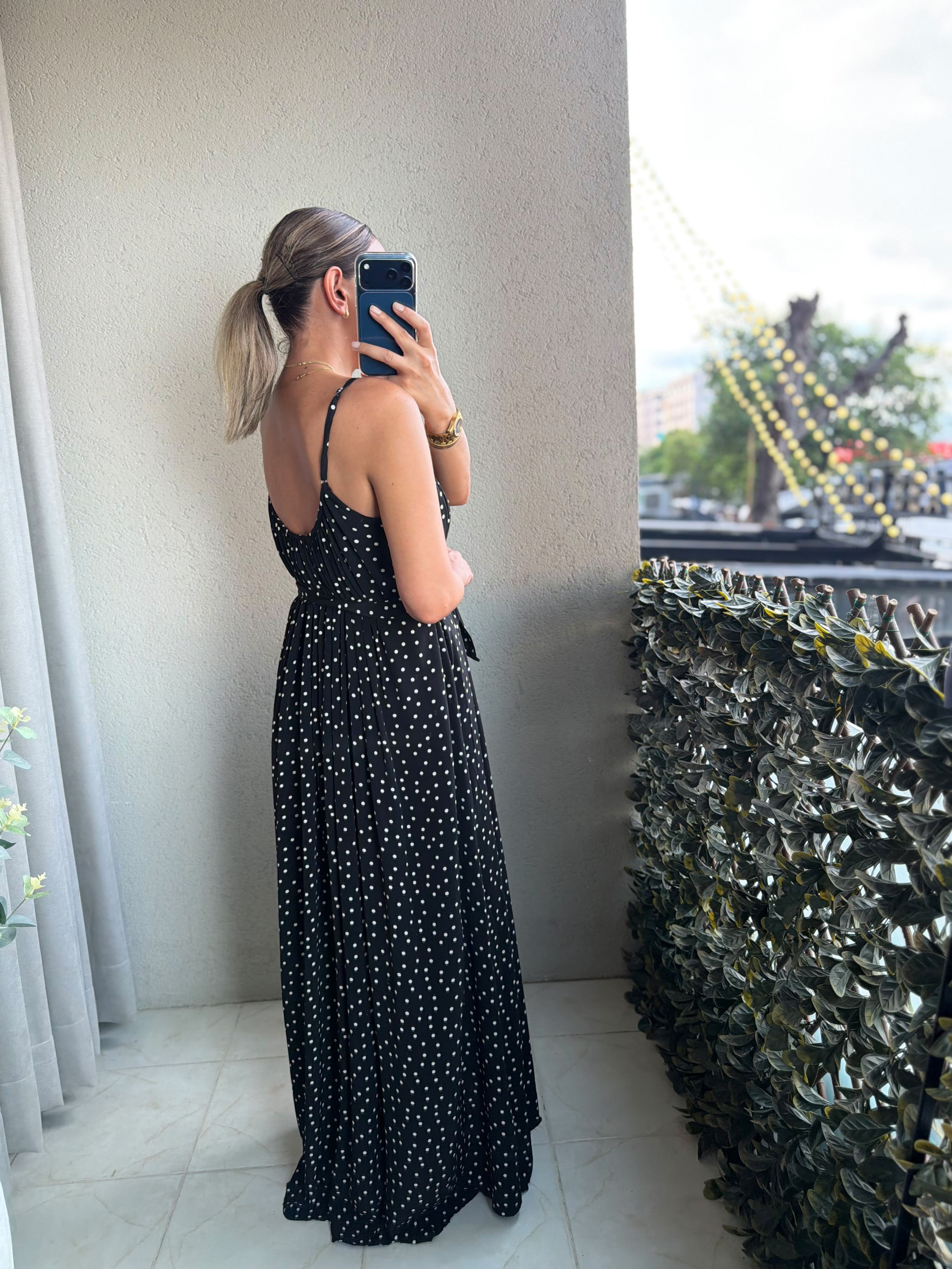 3439 Puantiyeli Askılı Siyah Elbise