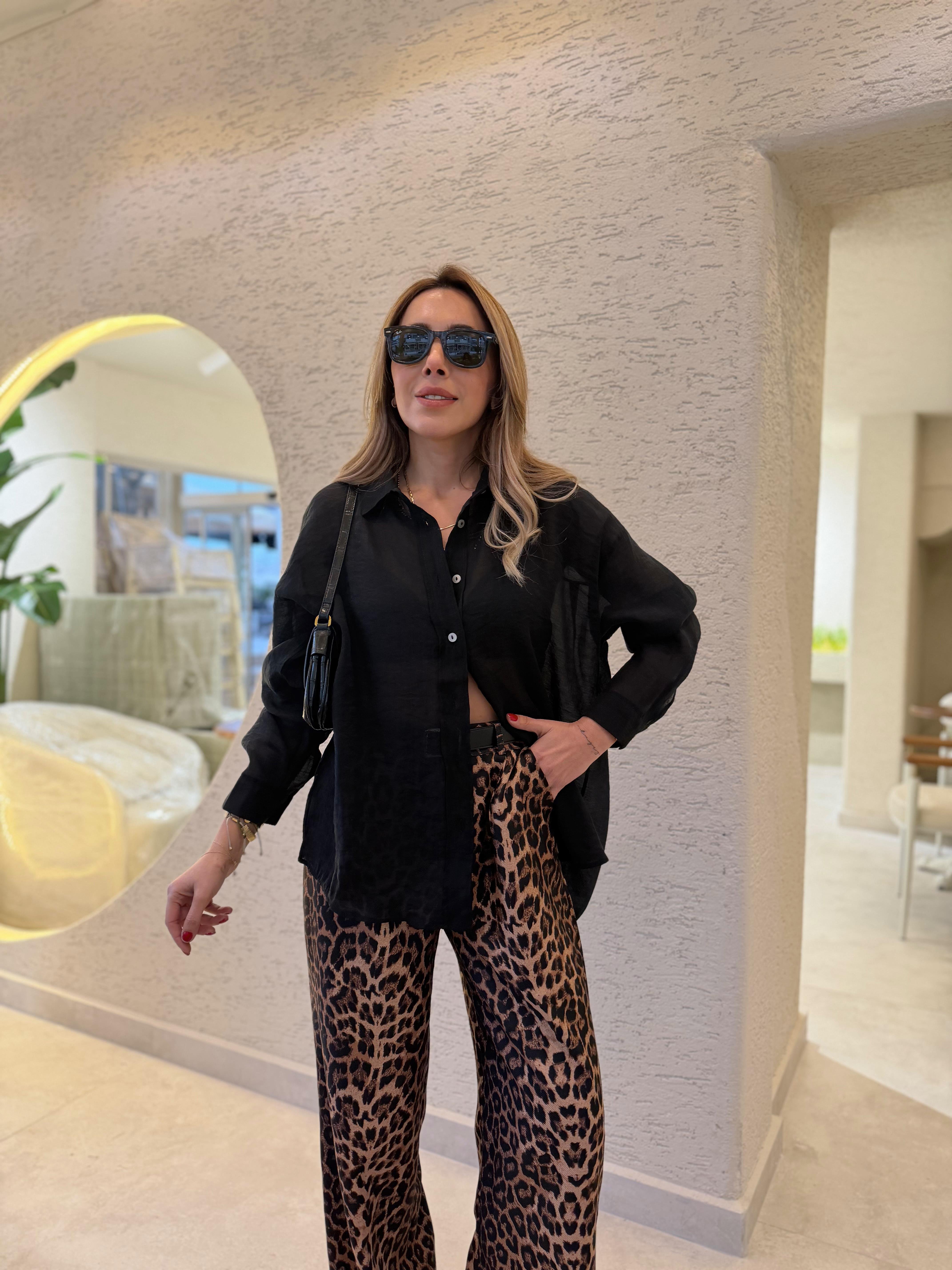 4924 Siyah Oversize İpeksi Gömlek