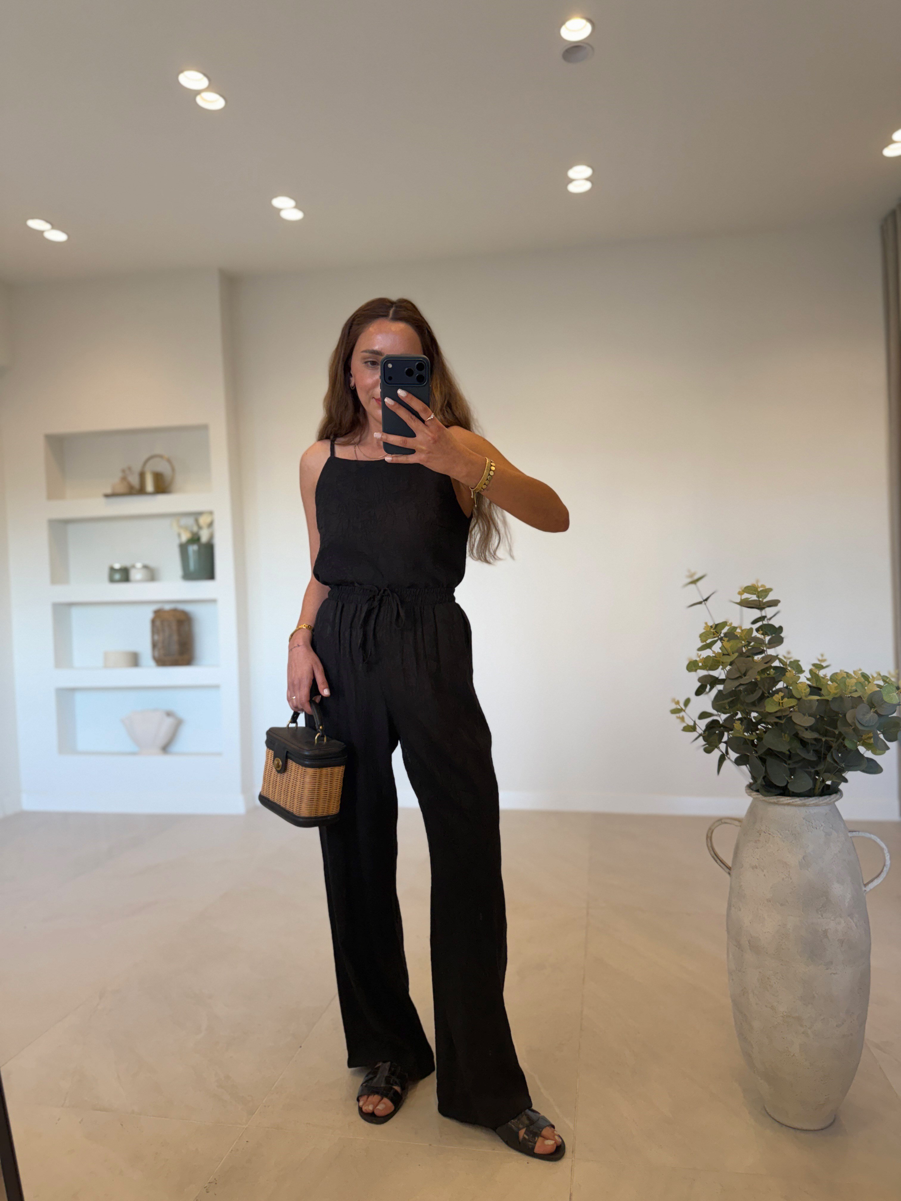 7341 Siyah Jakarlı Bluz Pantolon Takım